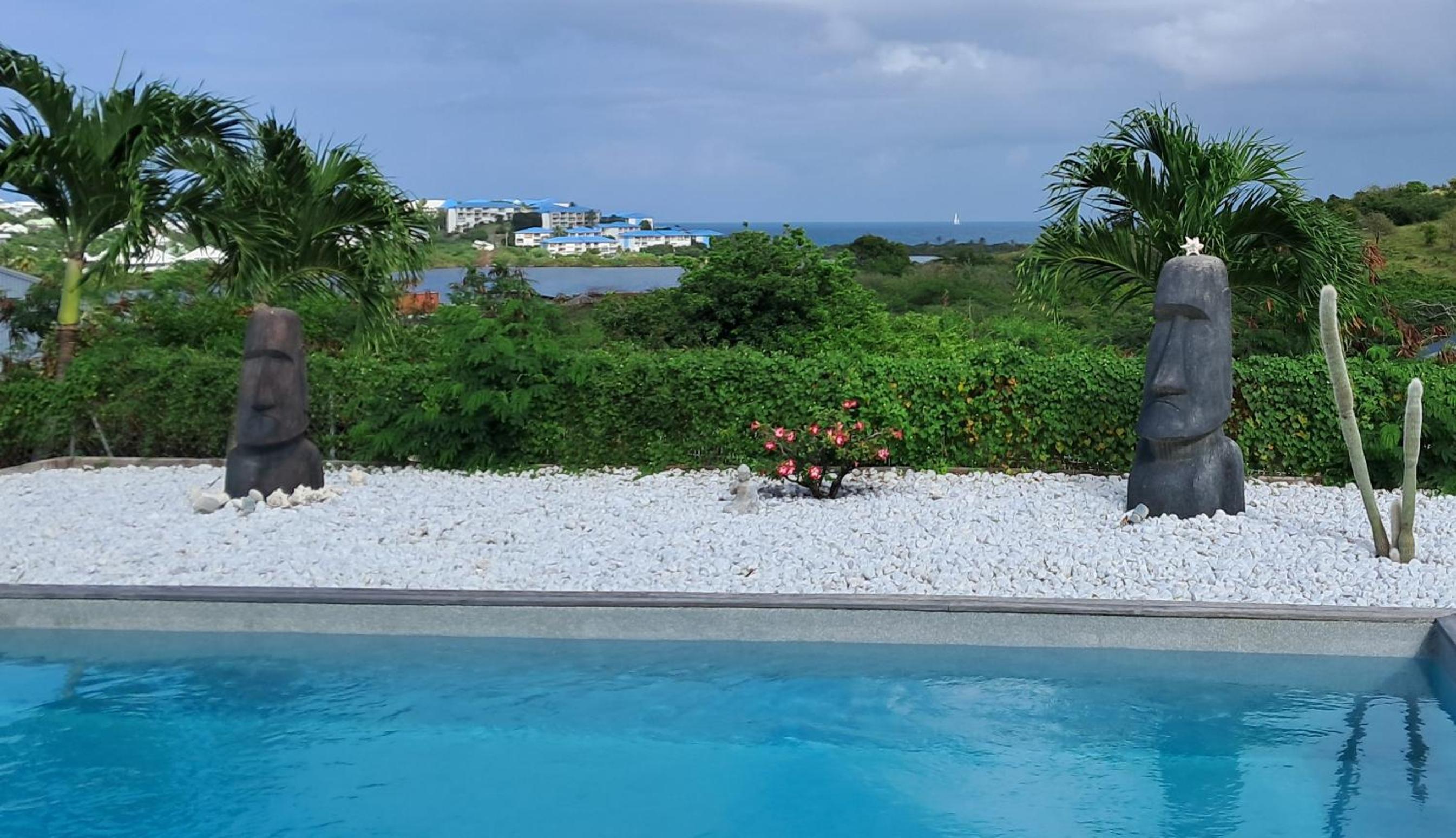 Villa Moai