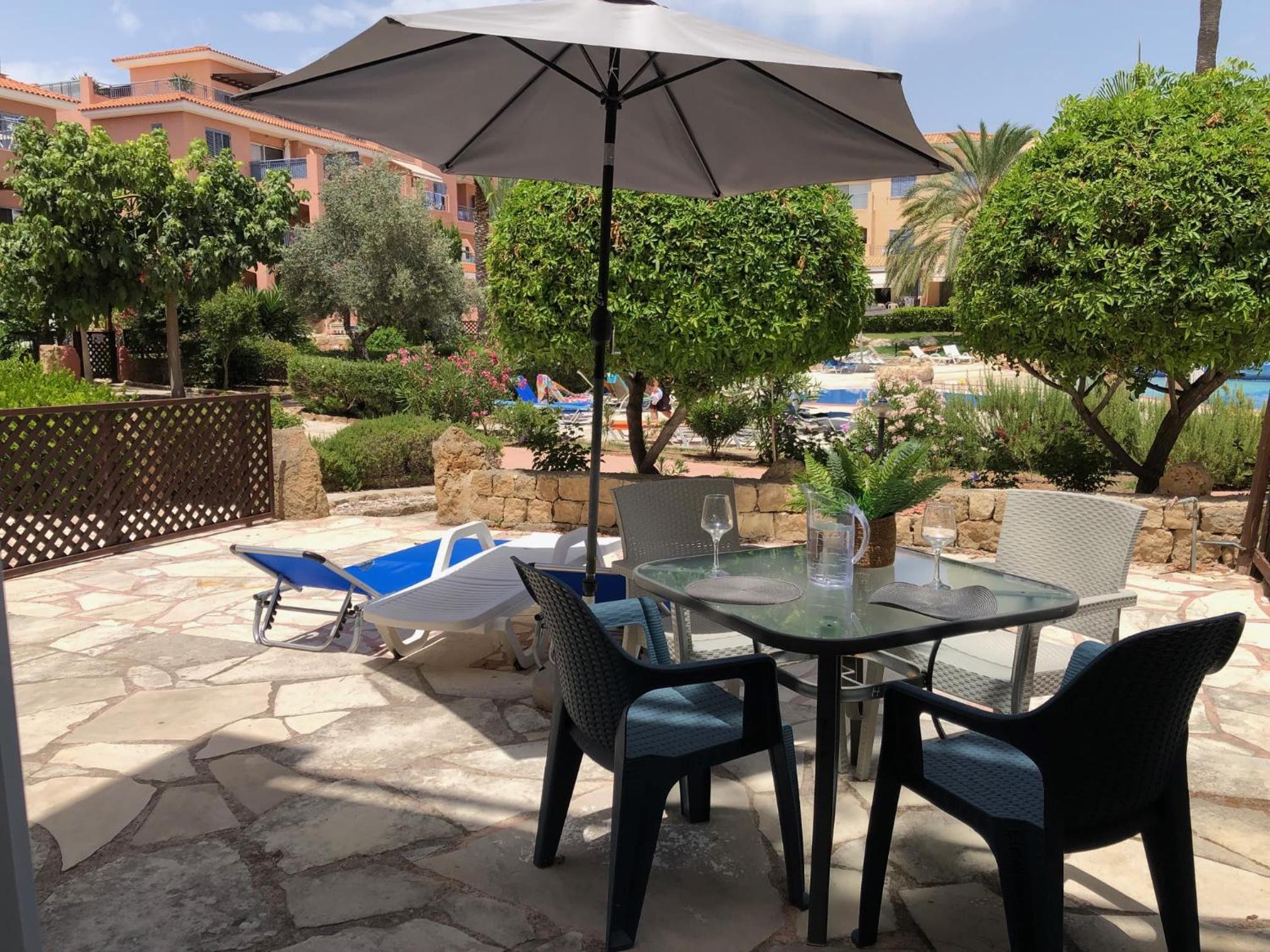 Stylish 1 bedroom apartment in Limnaria Gardens