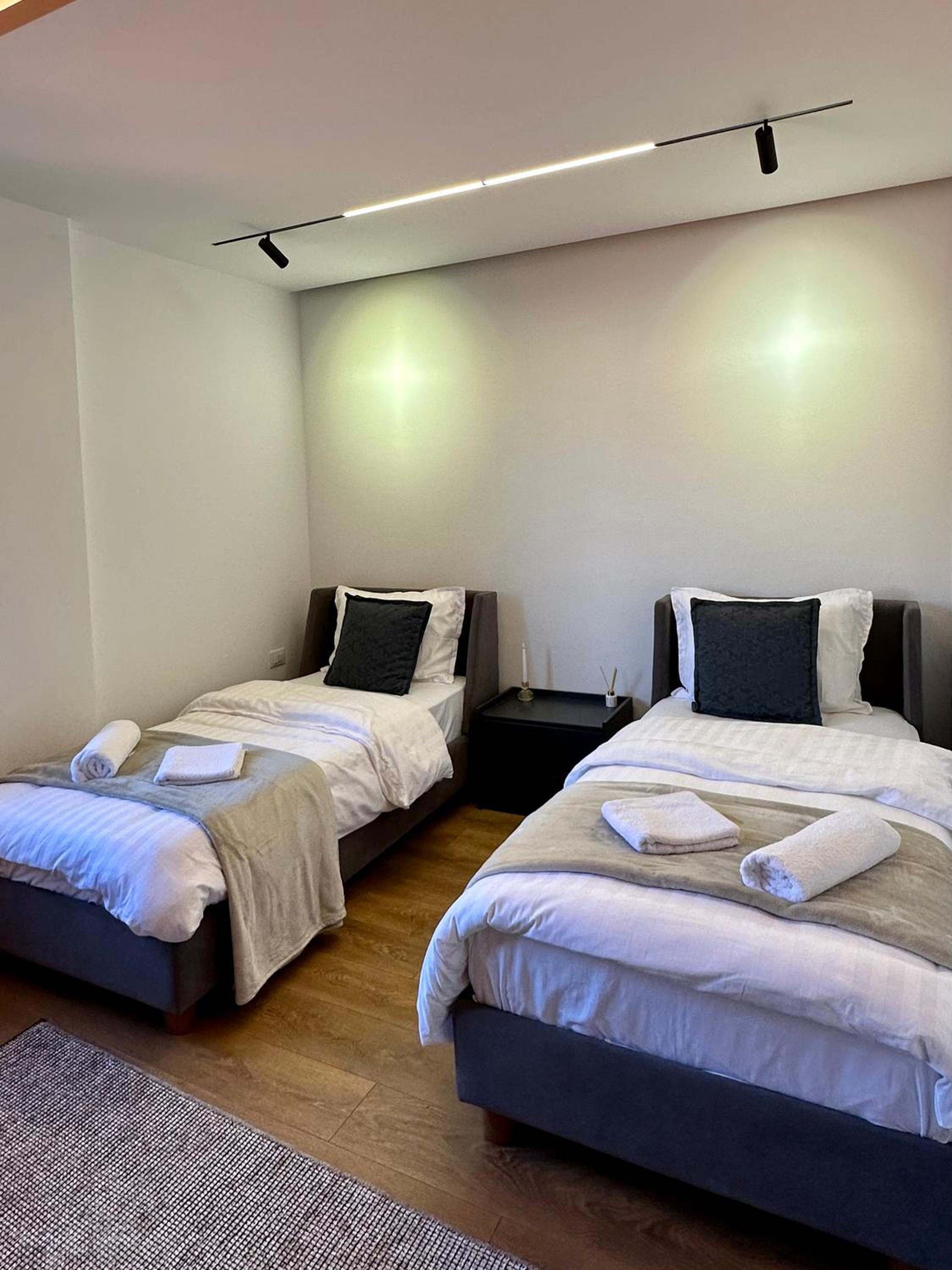 SUV ApartHotel