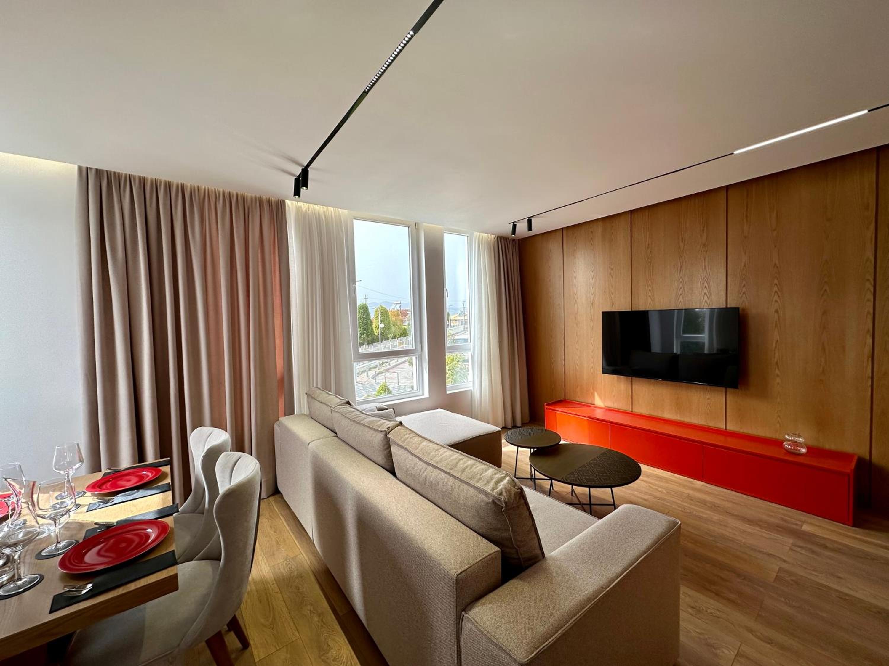 SUV ApartHotel