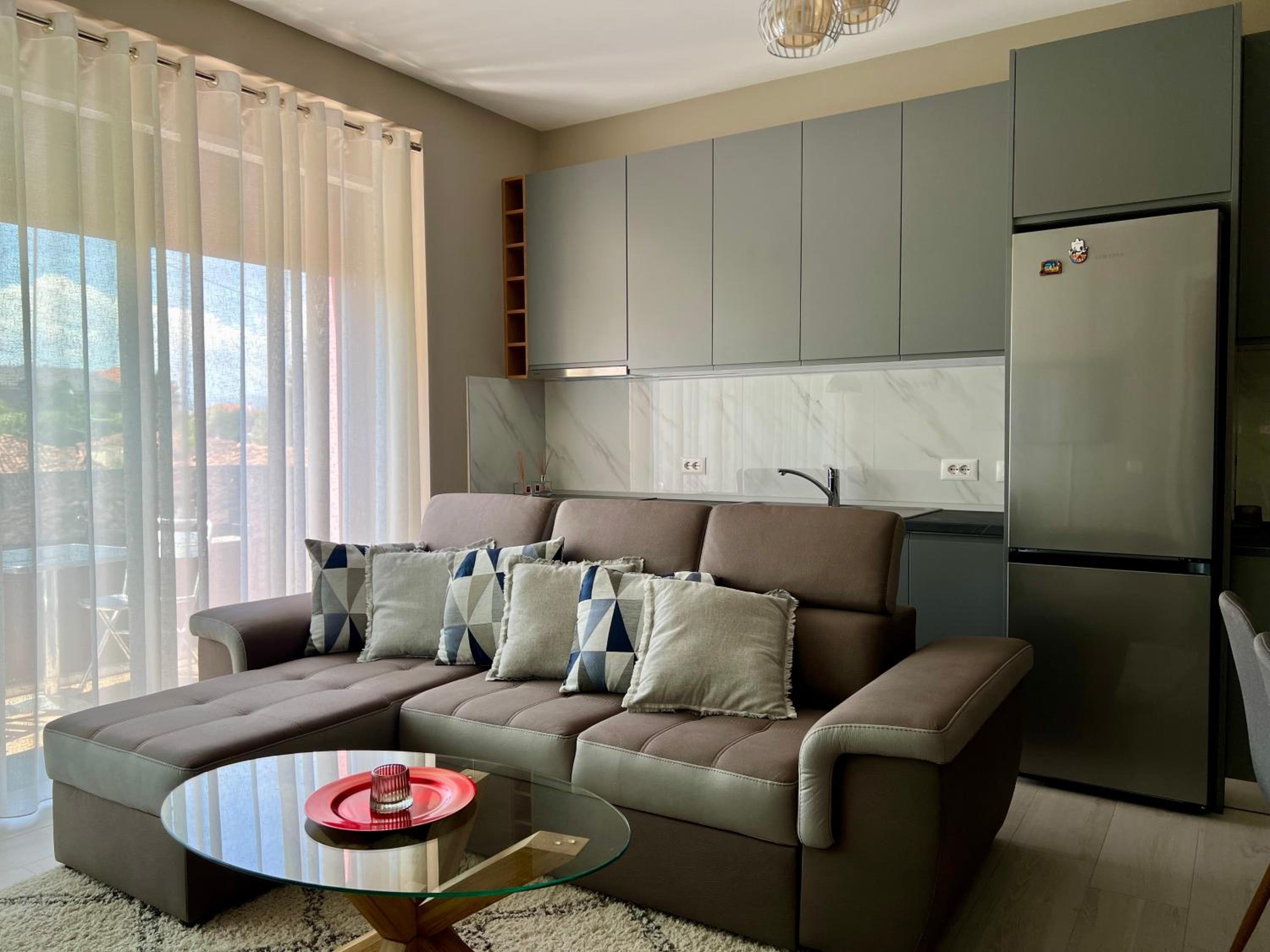 Alma Rose Apartment