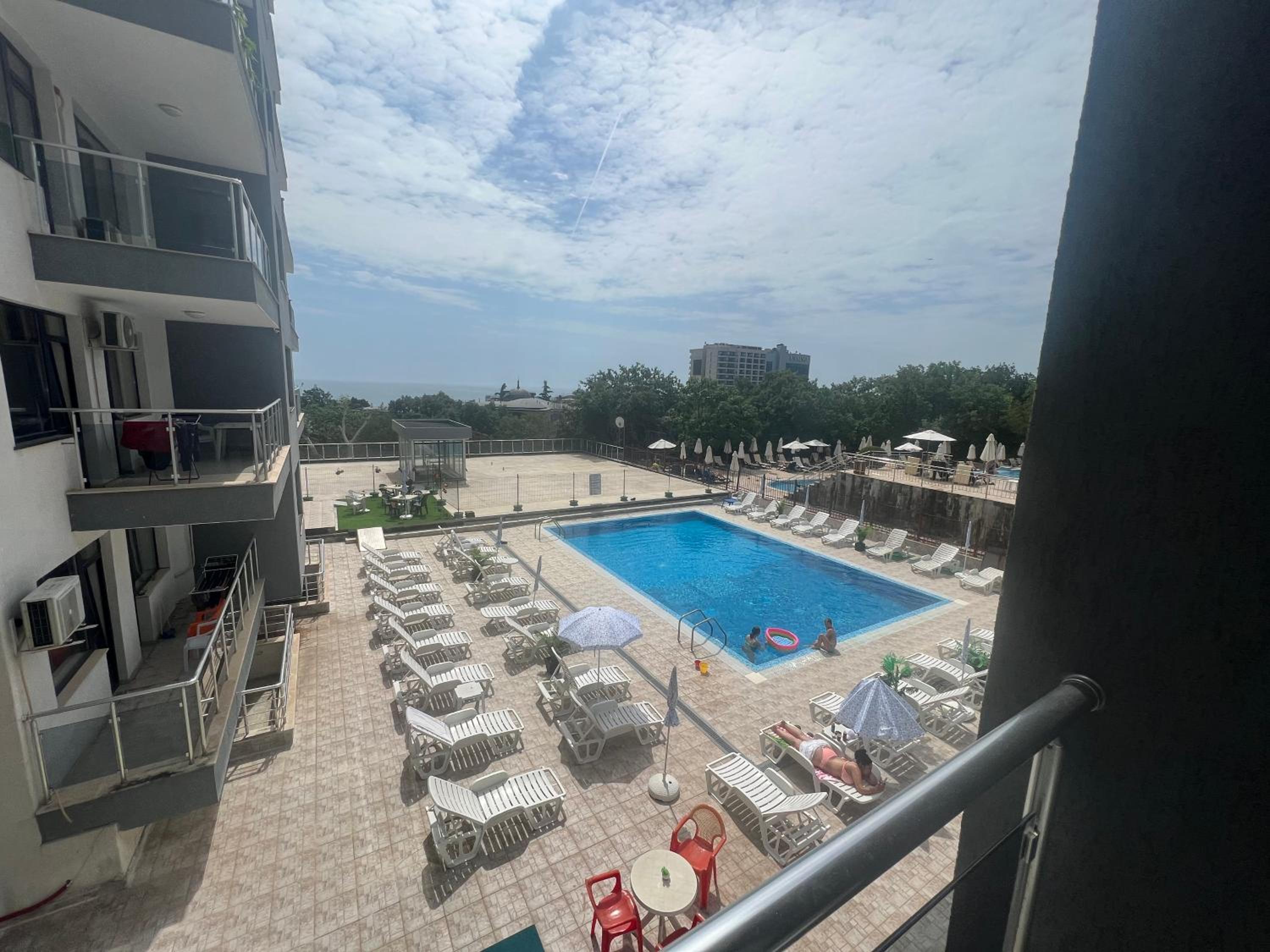 Dilov Apartments in Yalta Golden Sands