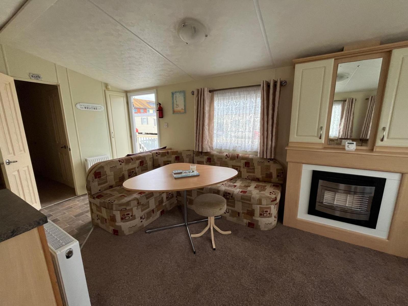 Goodwin's static caravan view 4