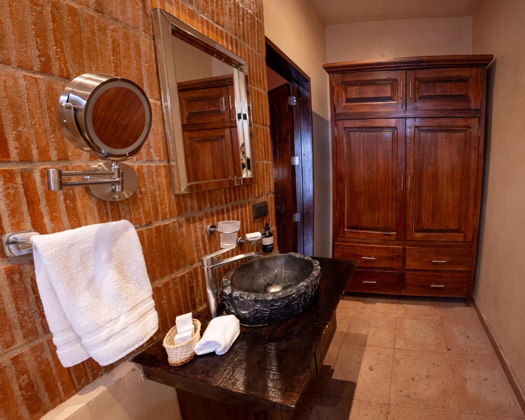 Bito's Hotel Boutique