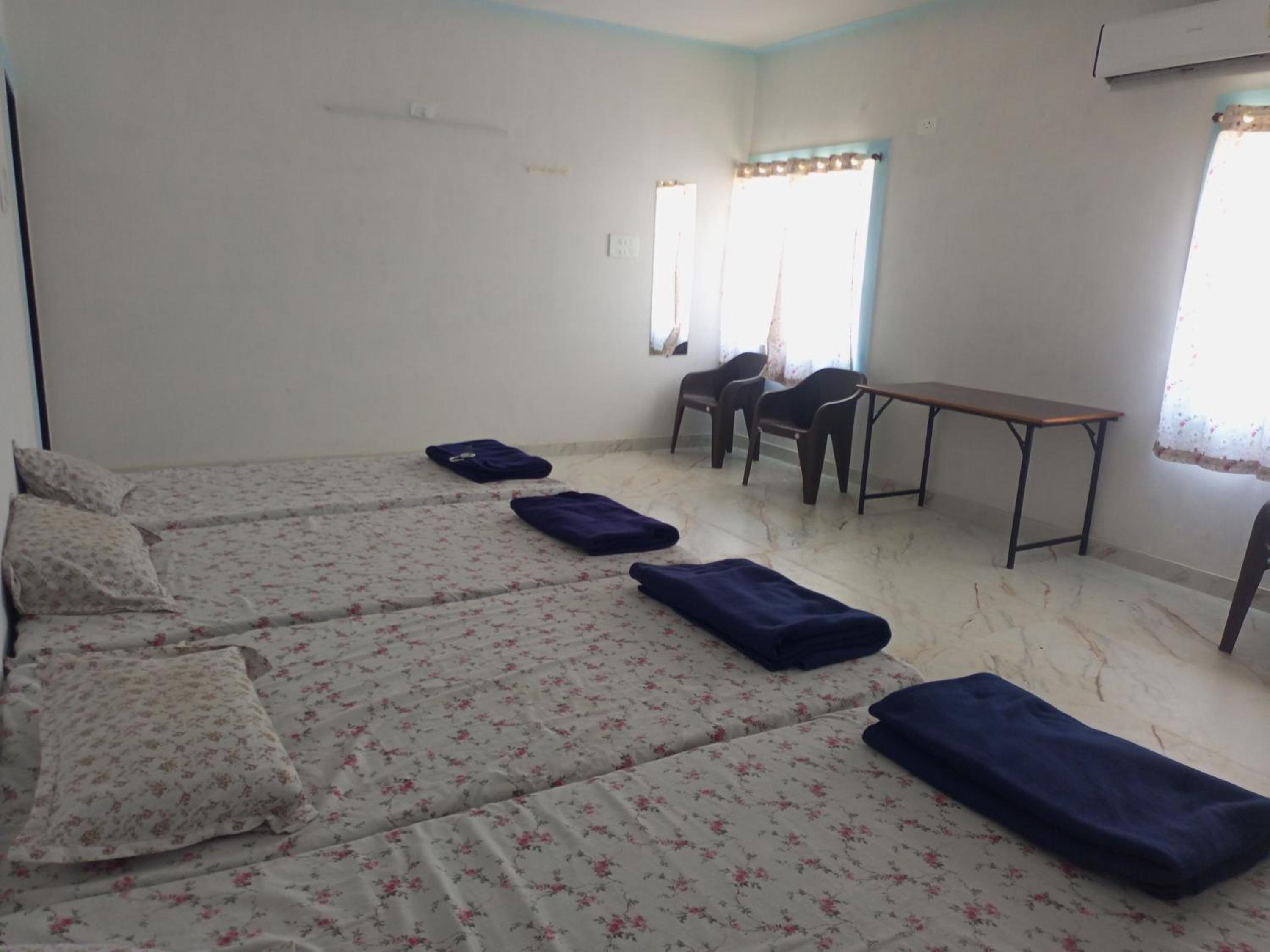 DWARKA WHITE HOUSE Only Family view 5