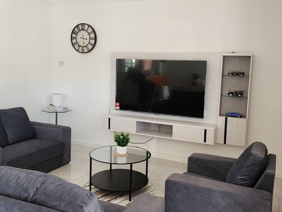 Home in Westwood Kuching view 4