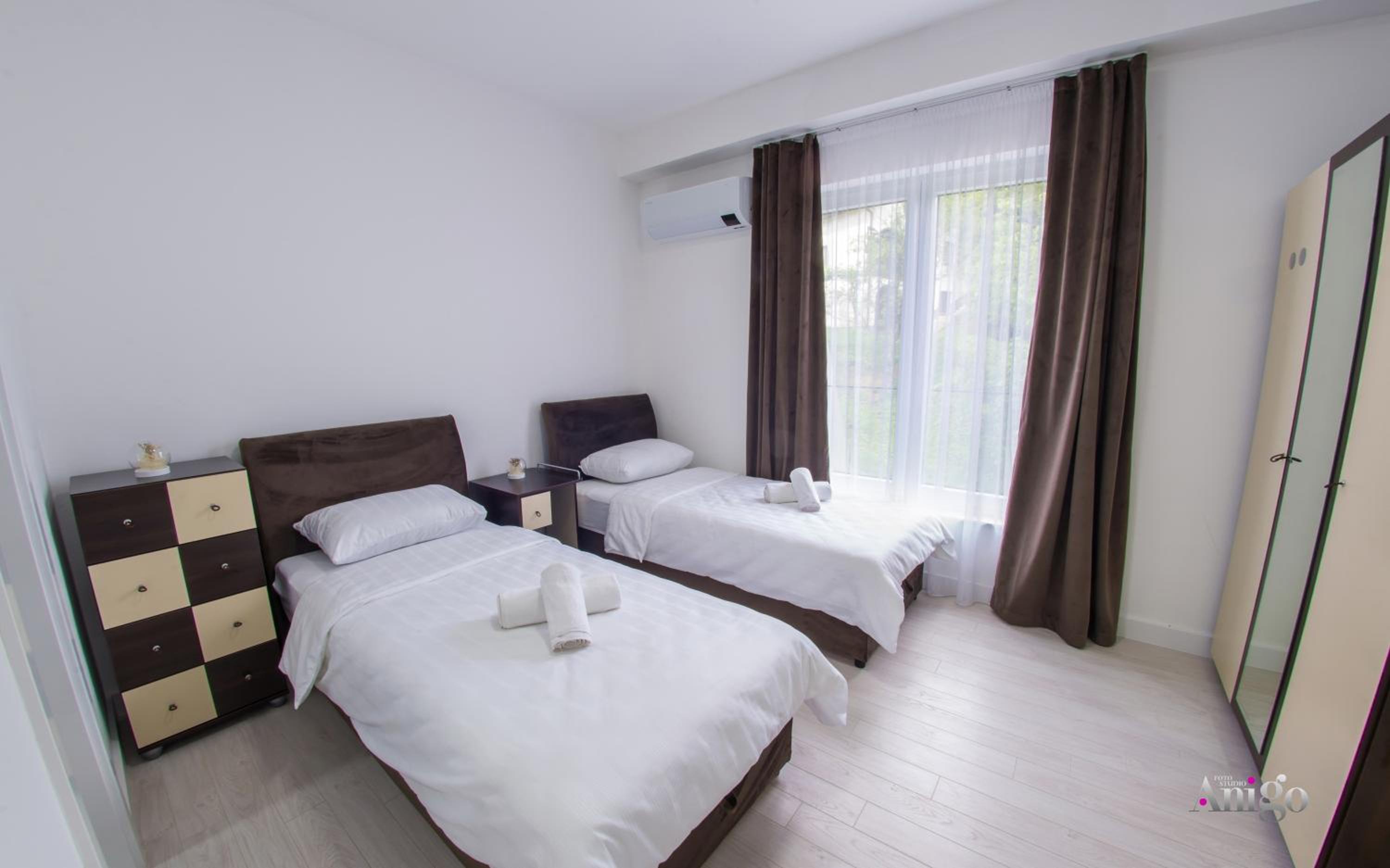 Royal Terrace Apartments