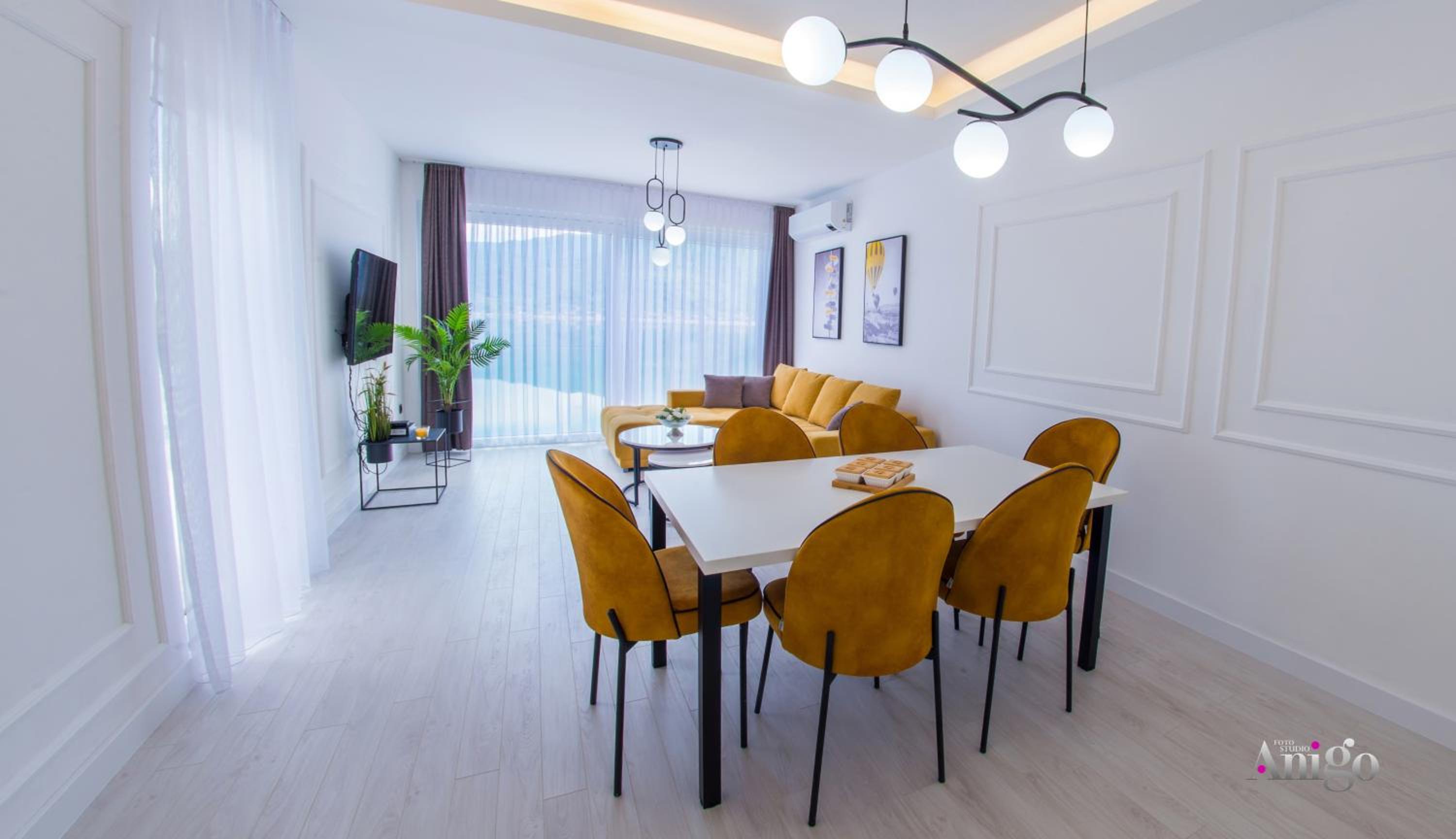 Royal Terrace Apartments