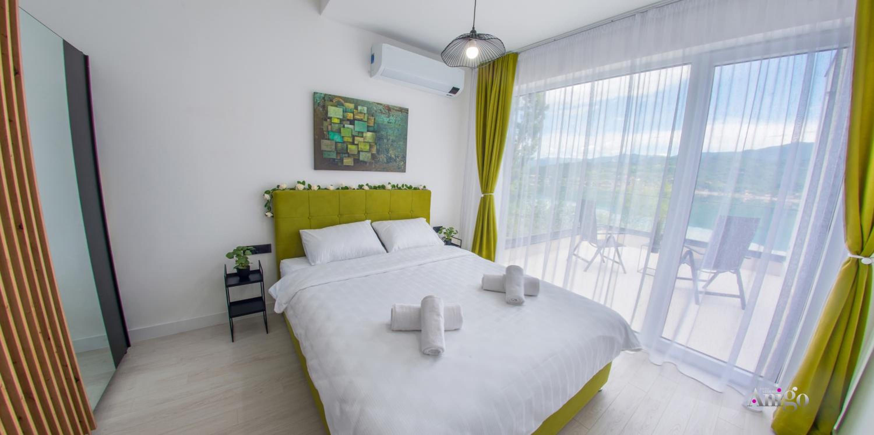 Royal Terrace Apartments