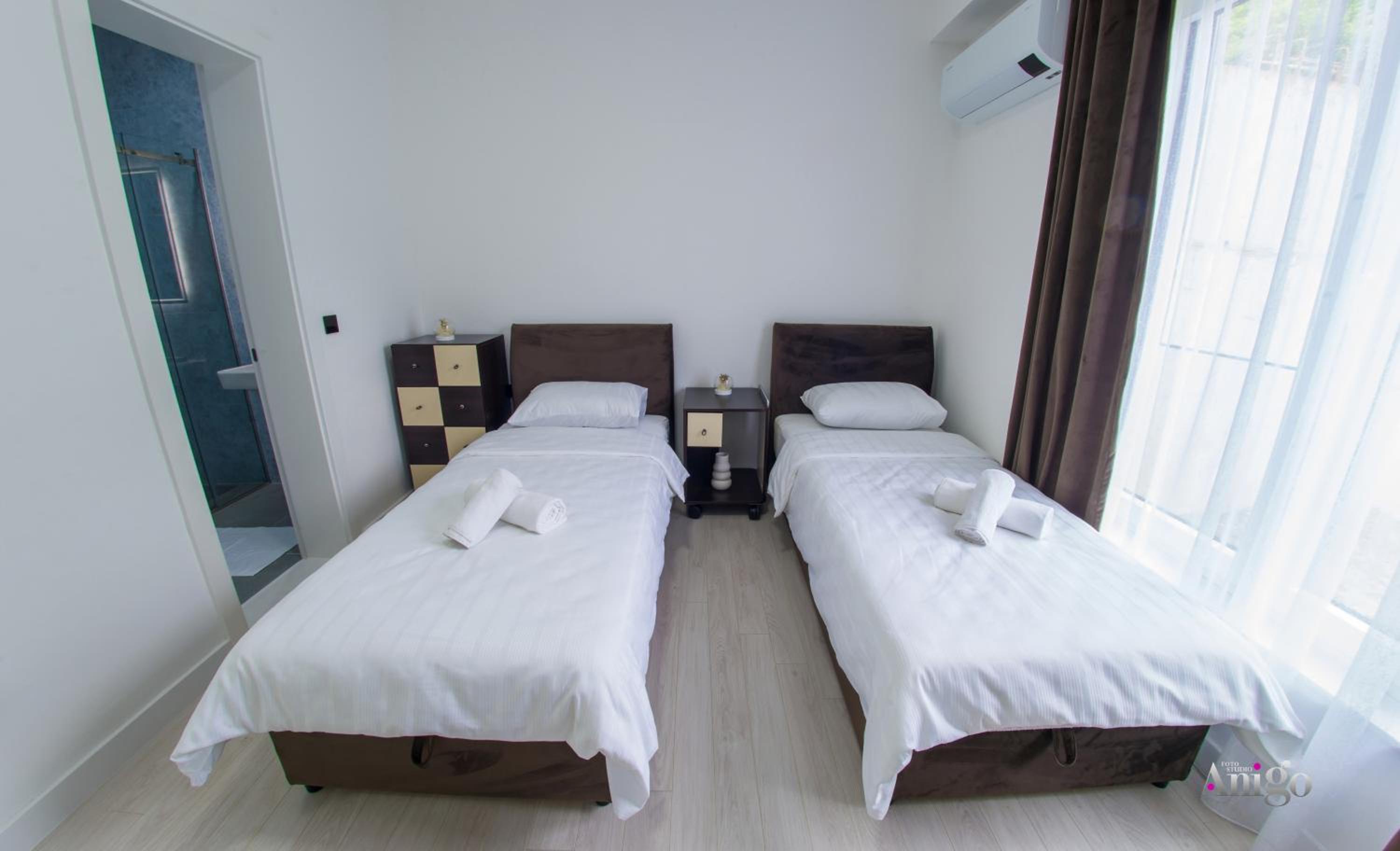 Royal Terrace Apartments