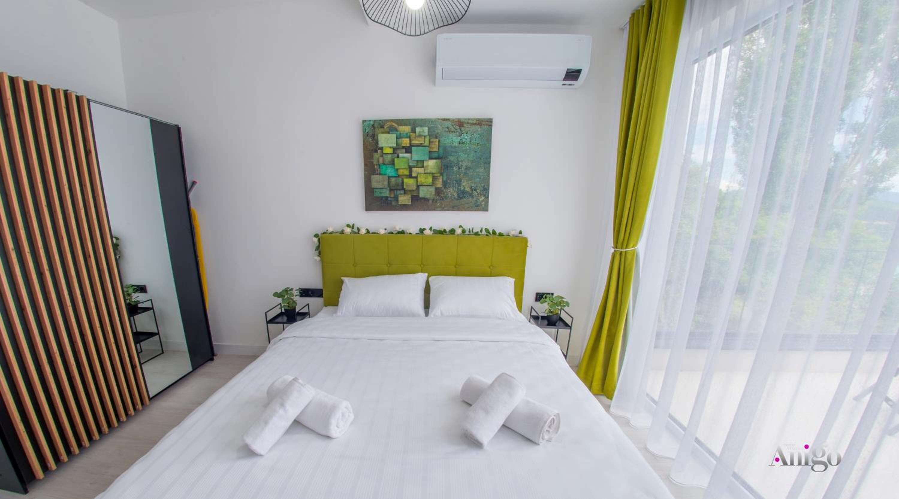 Royal Terrace Apartments