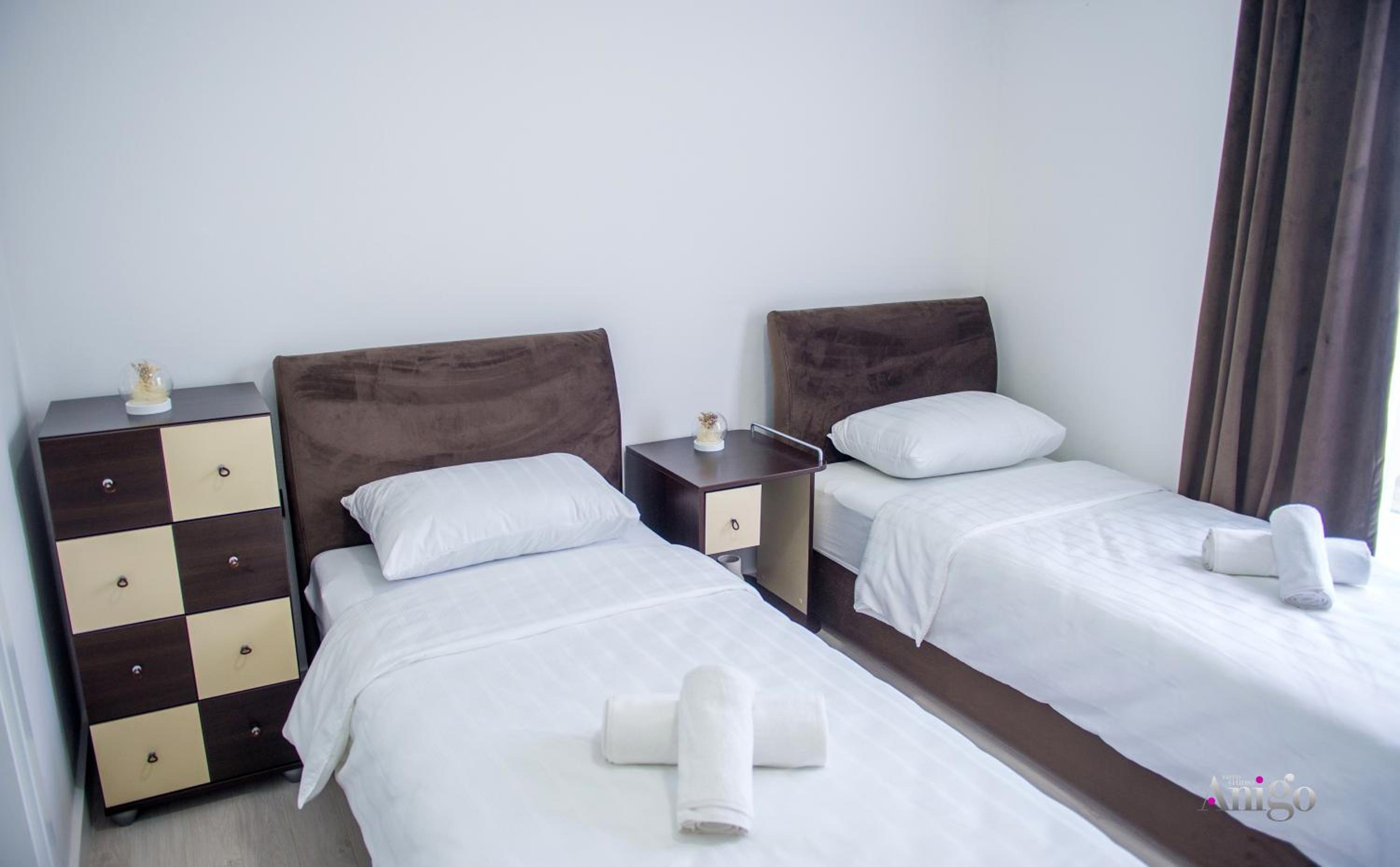Royal Terrace Apartments