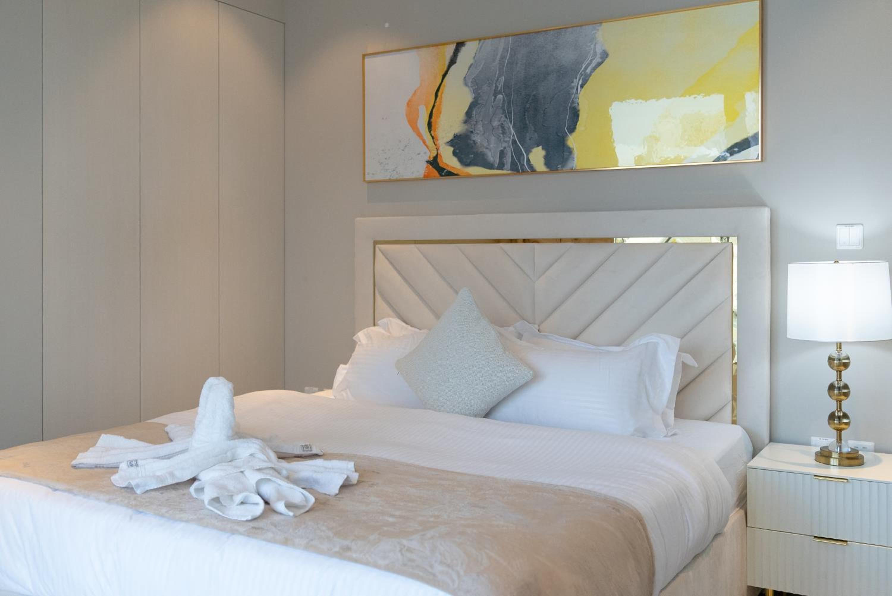 Condor Marina Star, Dubai Marina by SIMPLY COMFORT
