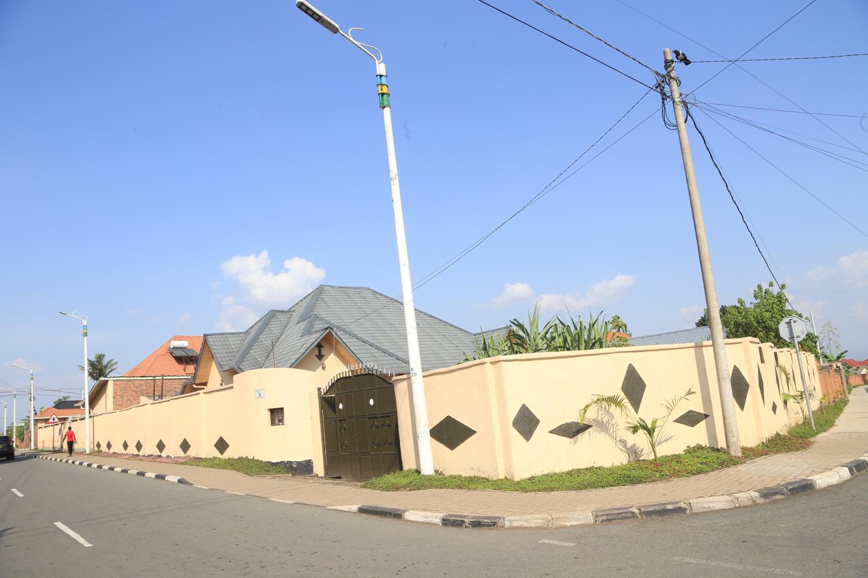 Umuringa House
