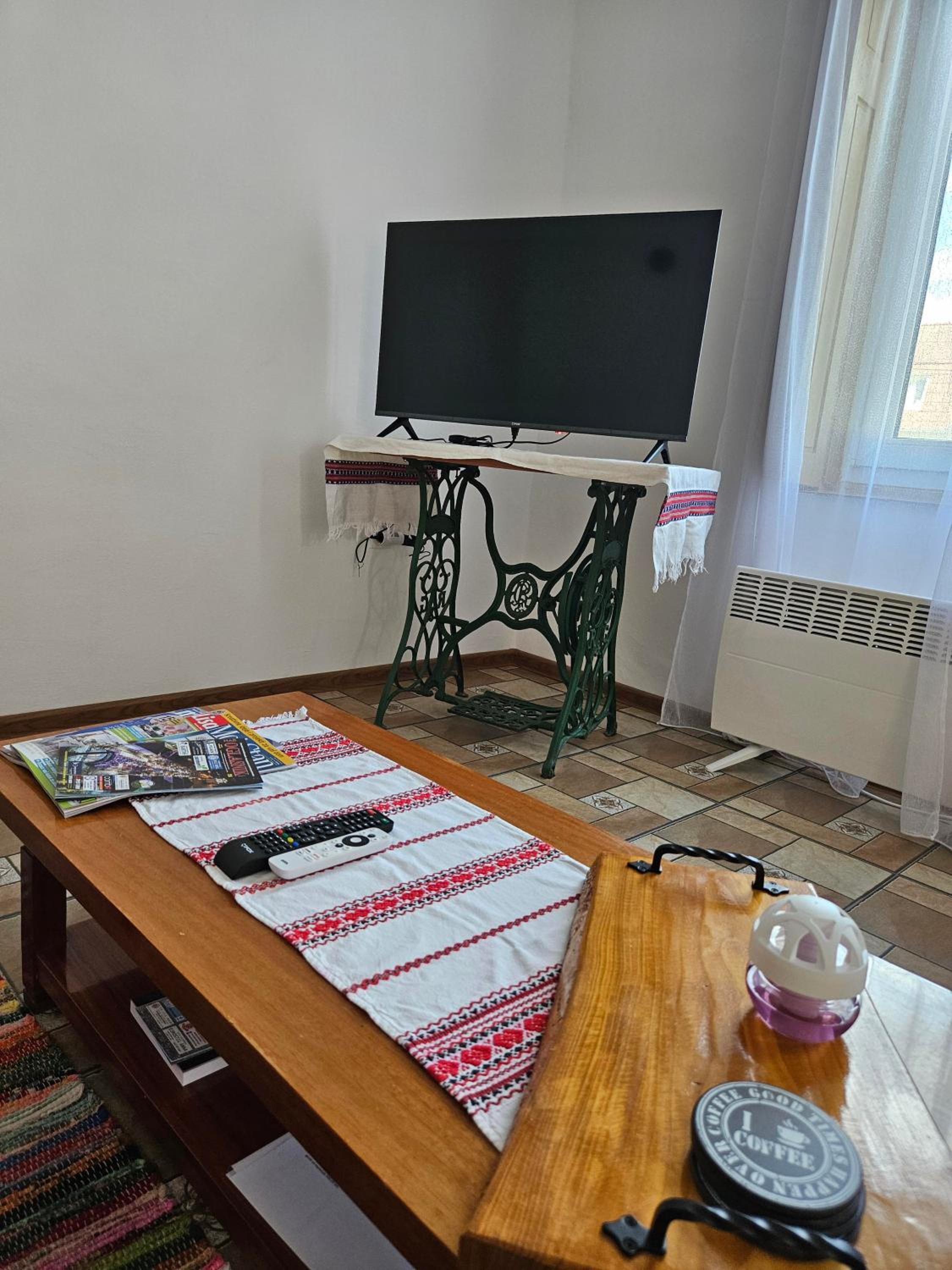 Photo 9