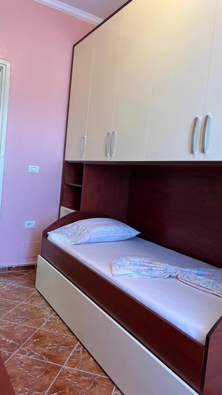 Milaj Apartment photo 4