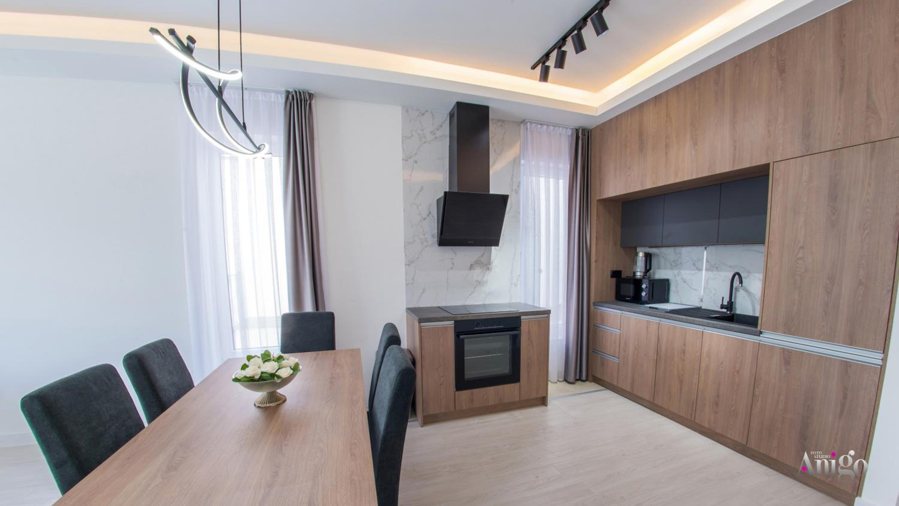 Royal Terrace Apartments
