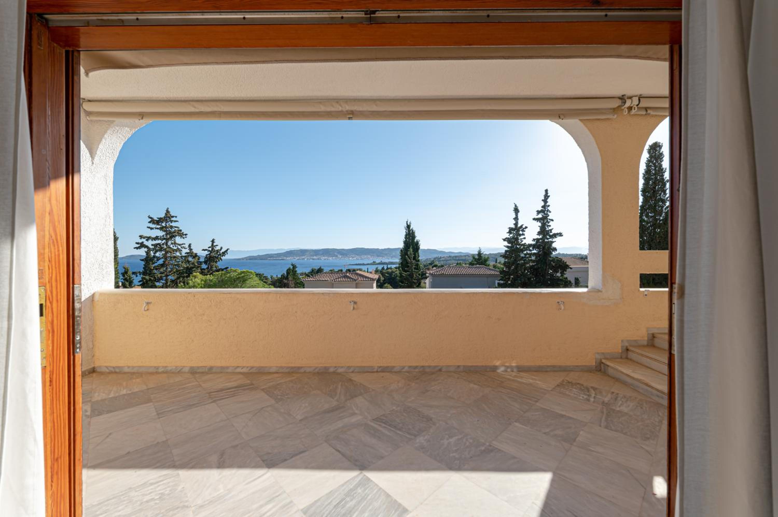 Heliotrope Traditional House