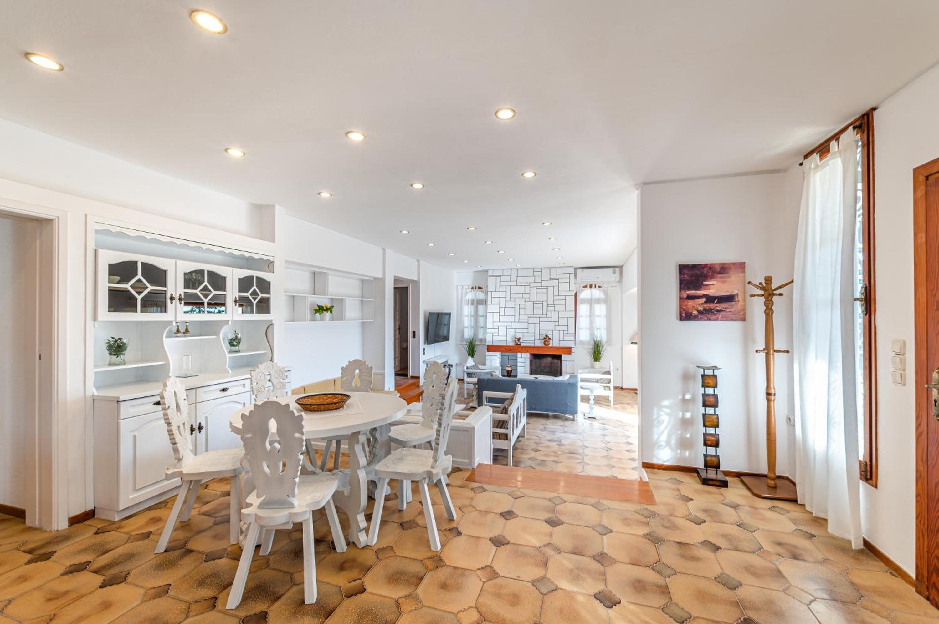 Heliotrope Traditional House