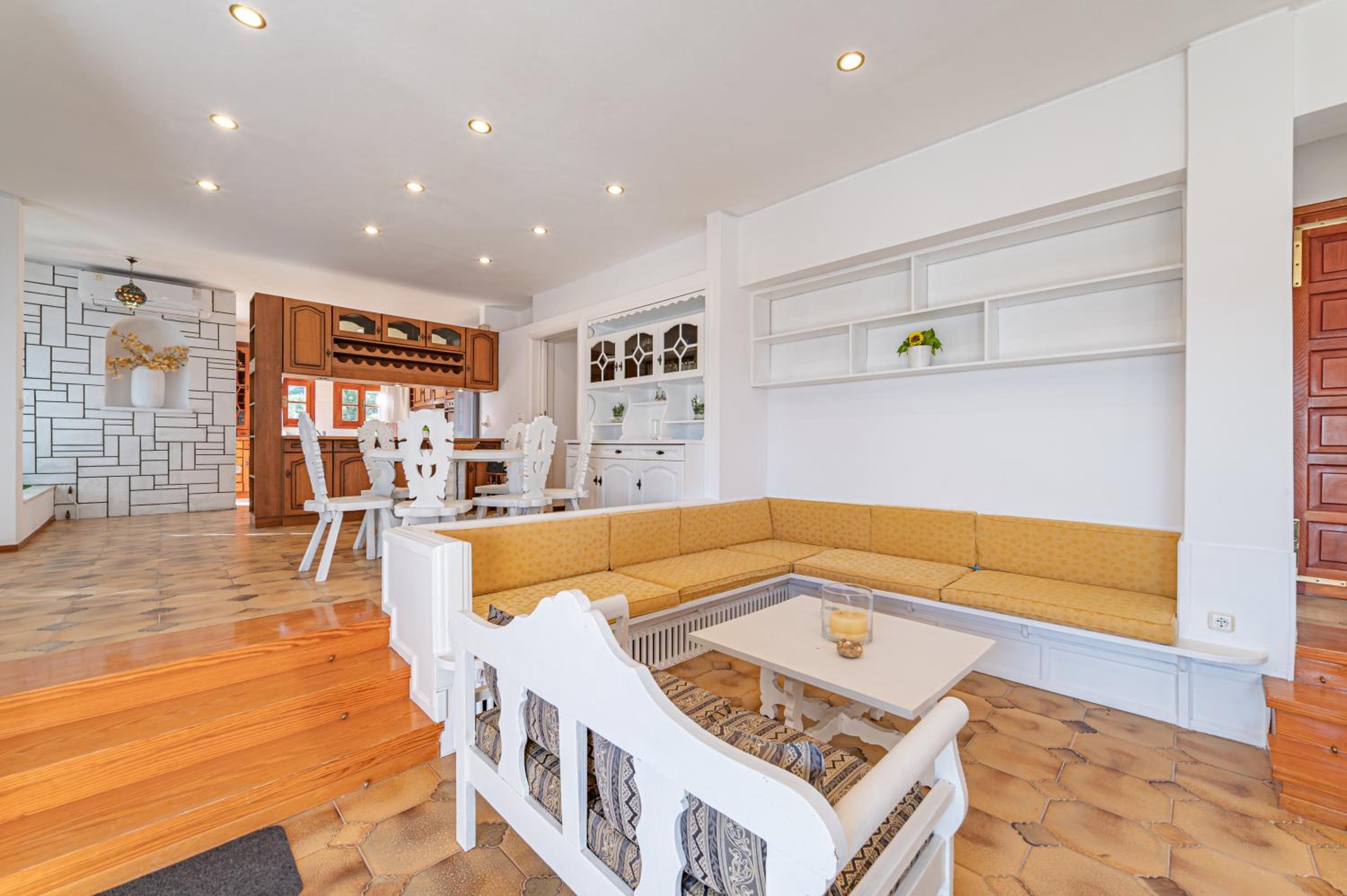 Heliotrope Traditional House