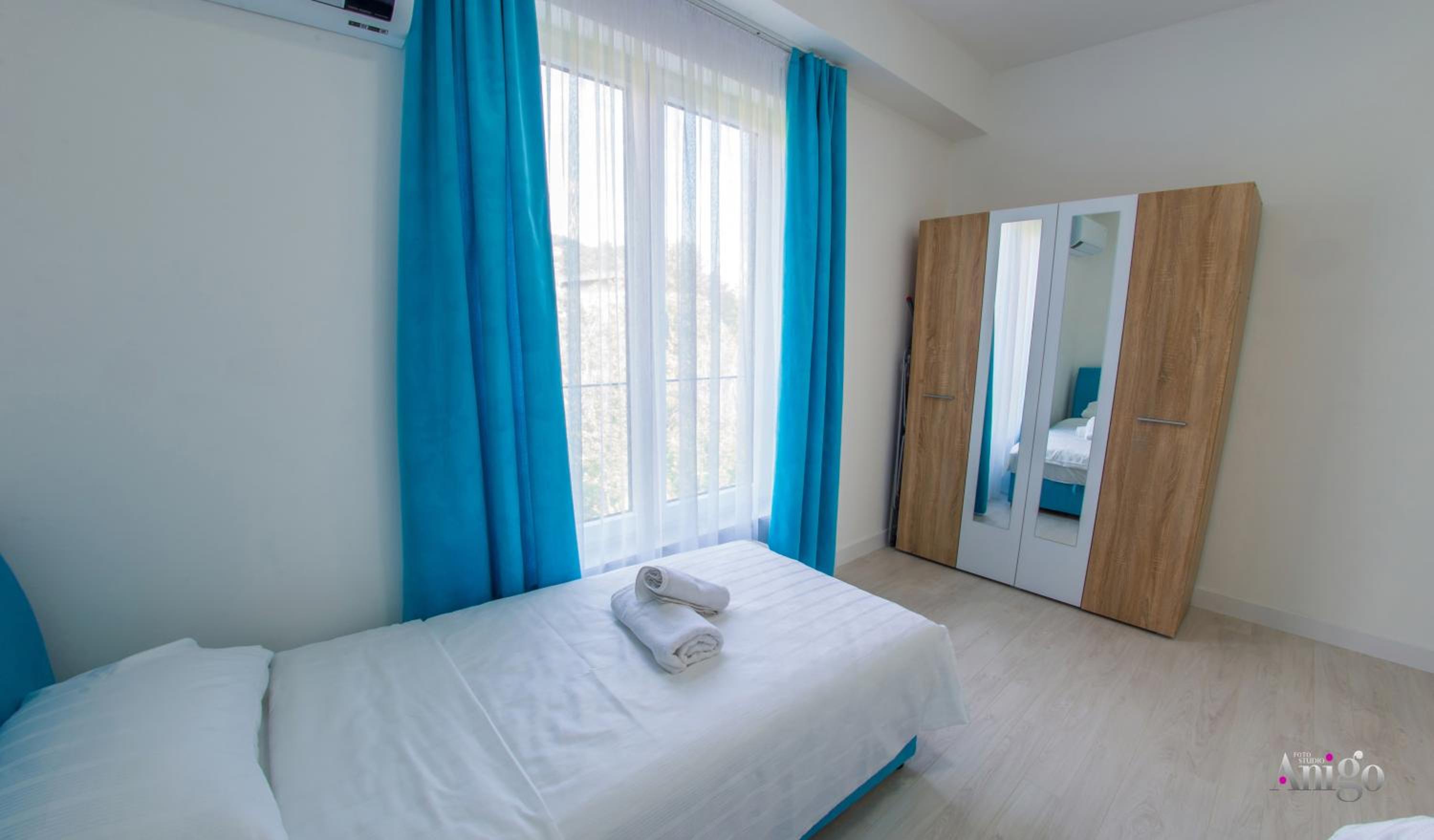 Royal Terrace Apartments
