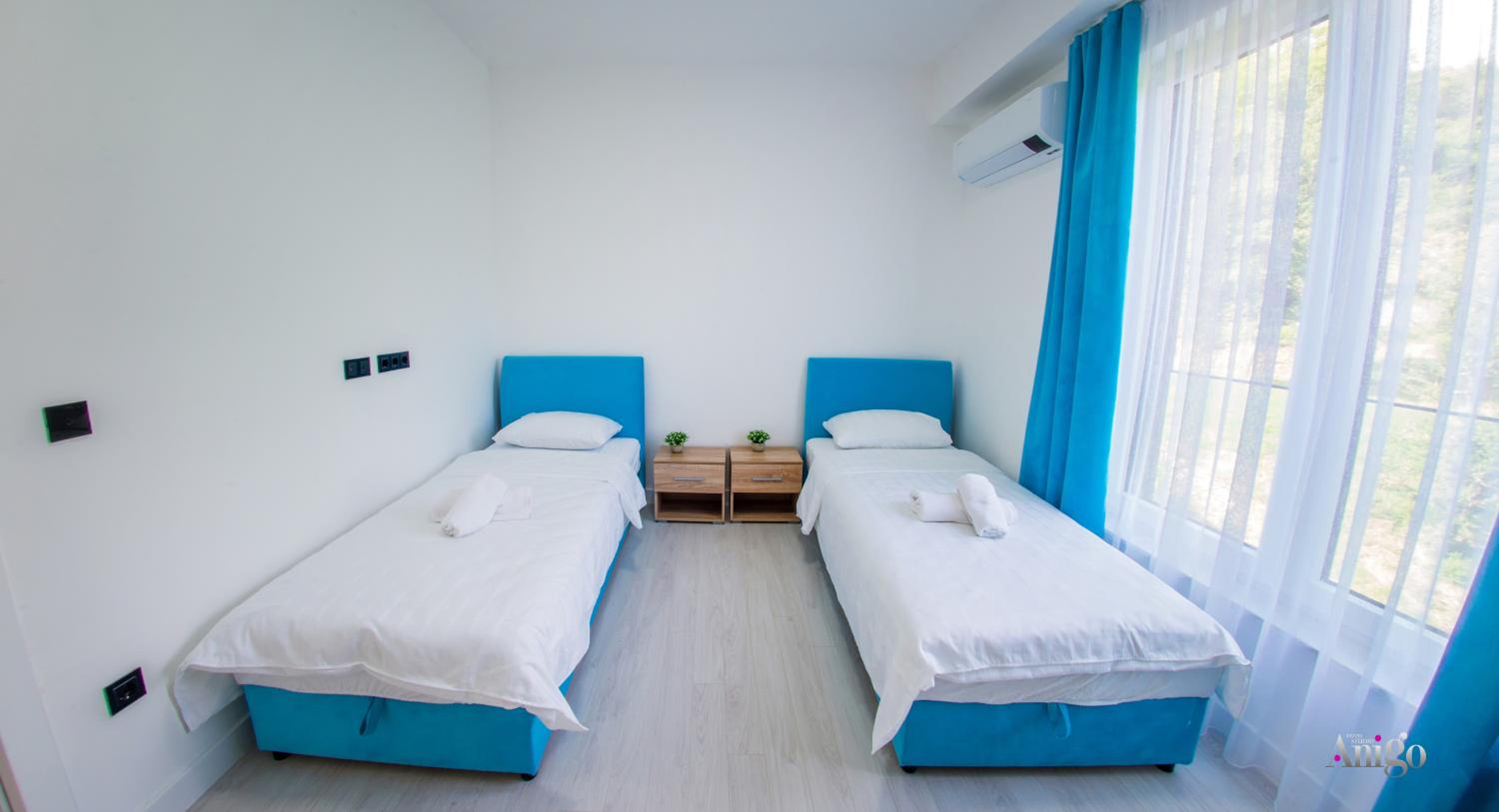 Royal Terrace Apartments