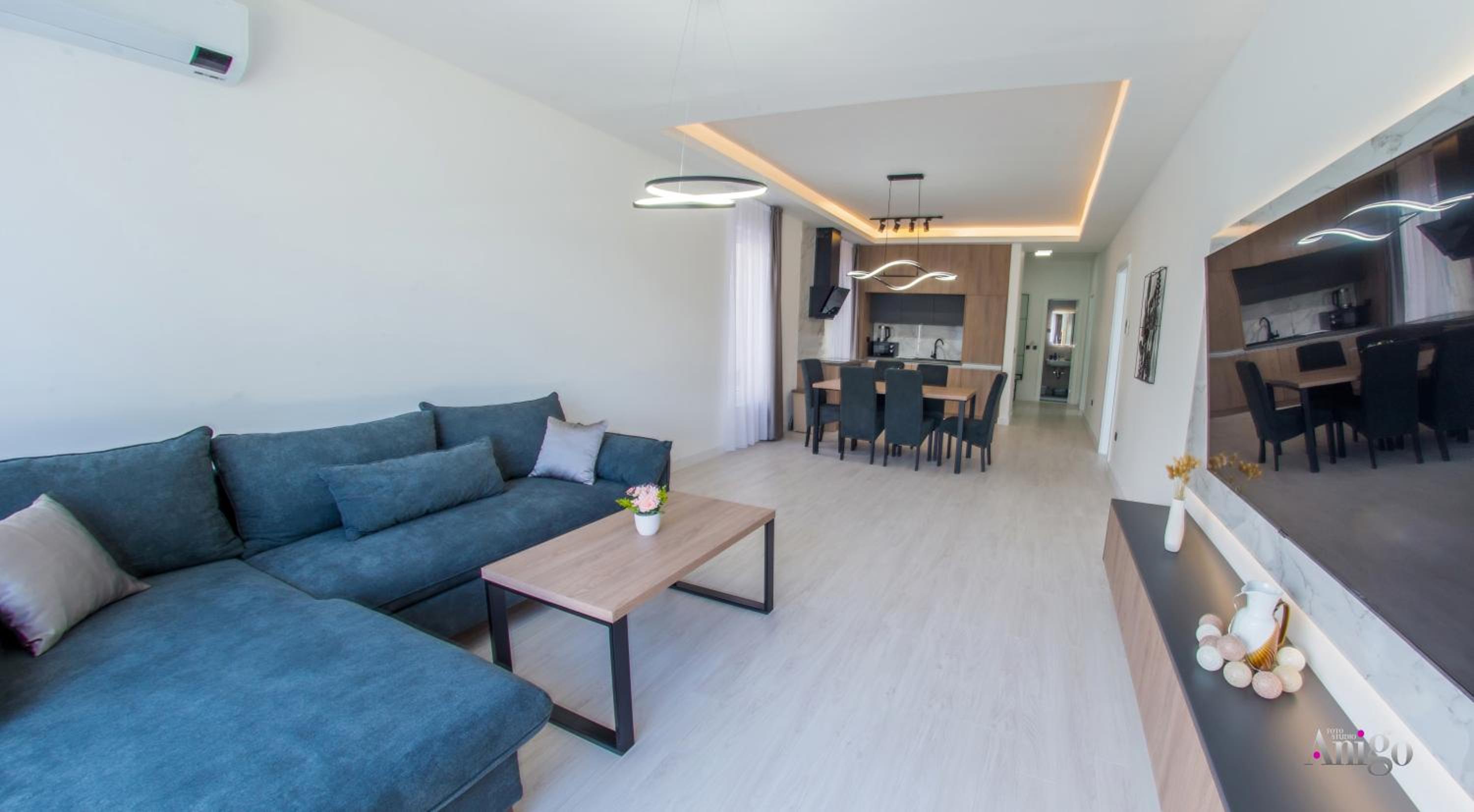 Royal Terrace Apartments