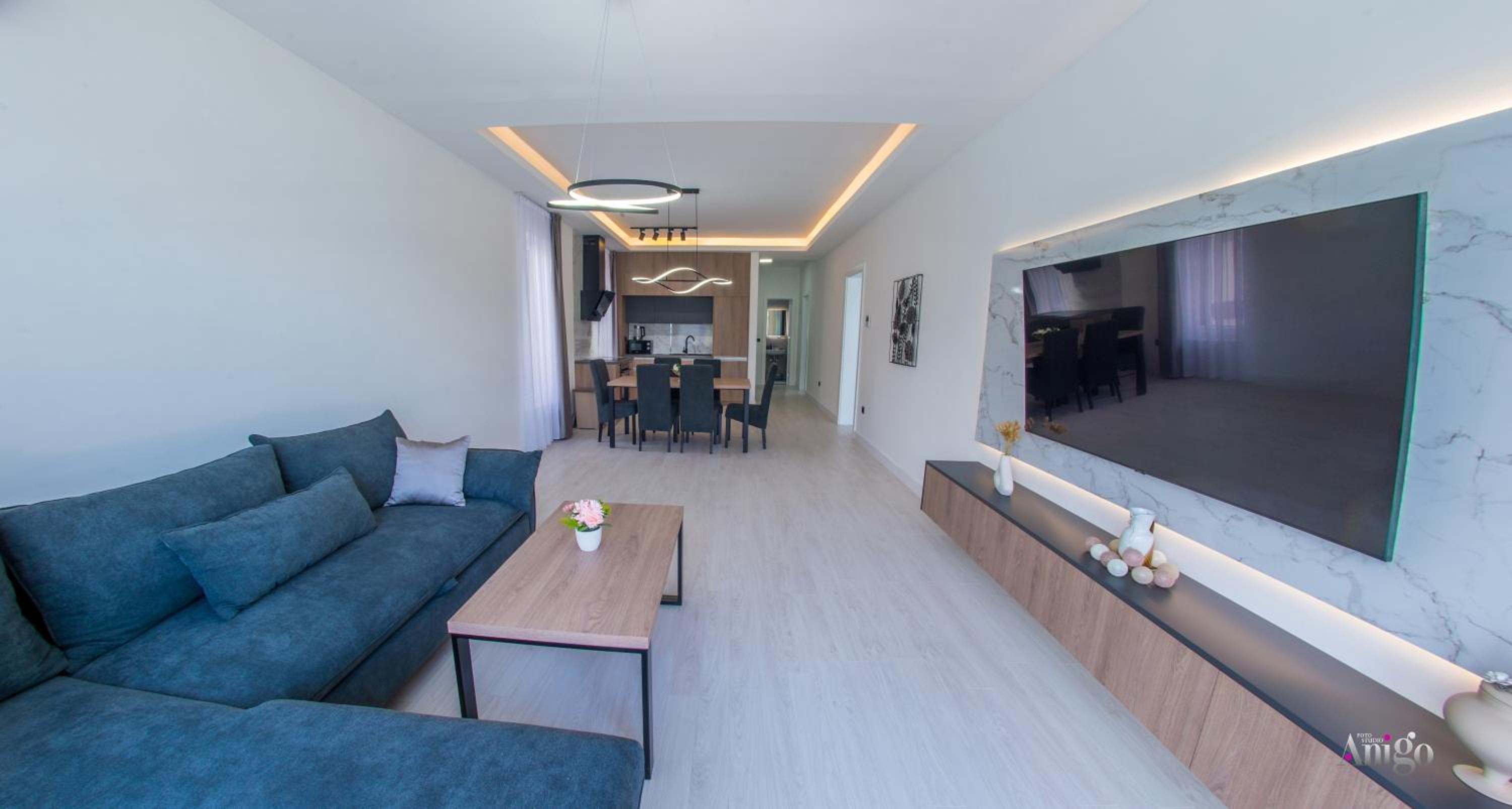 Royal Terrace Apartments