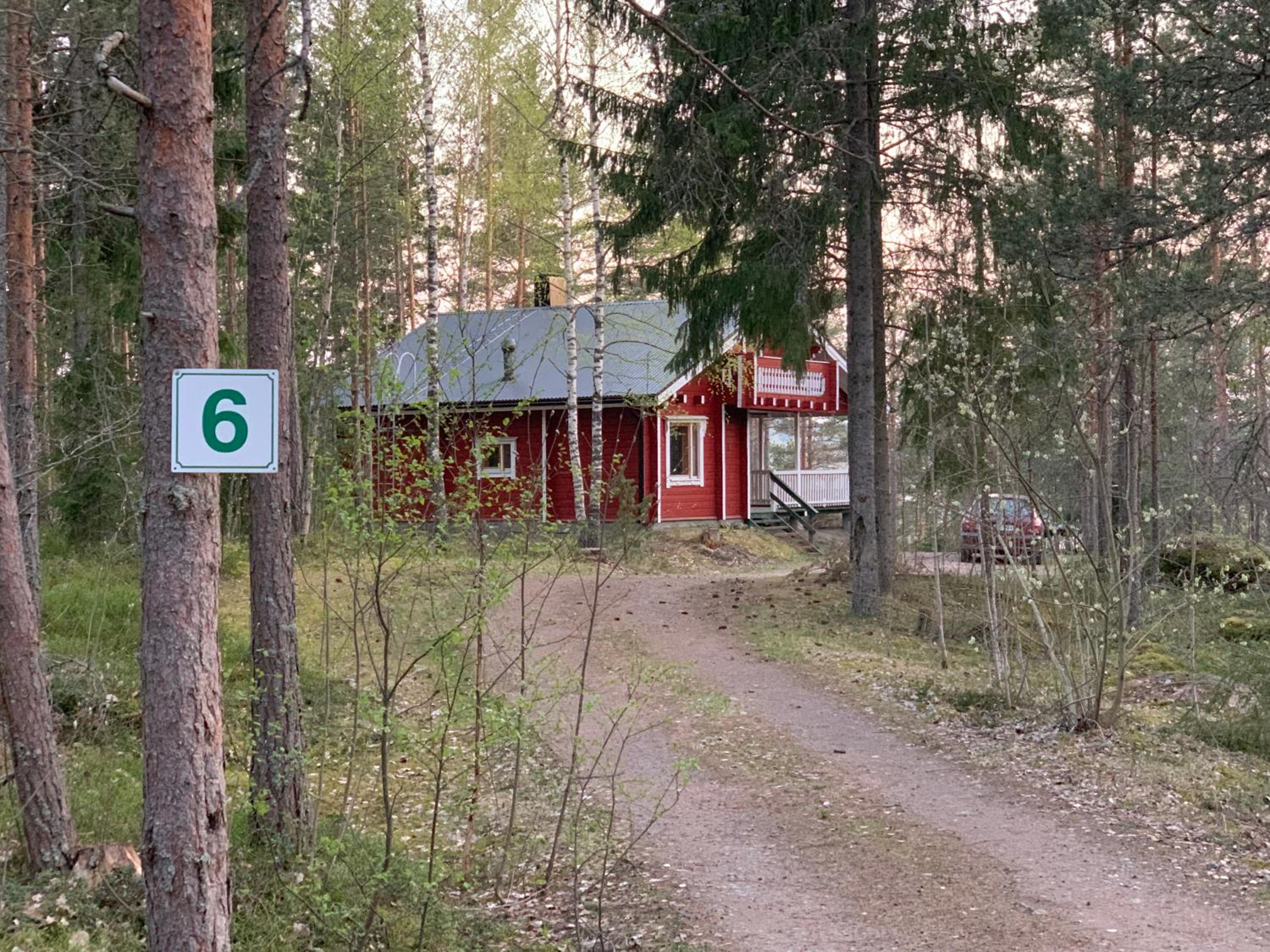 Photo 6