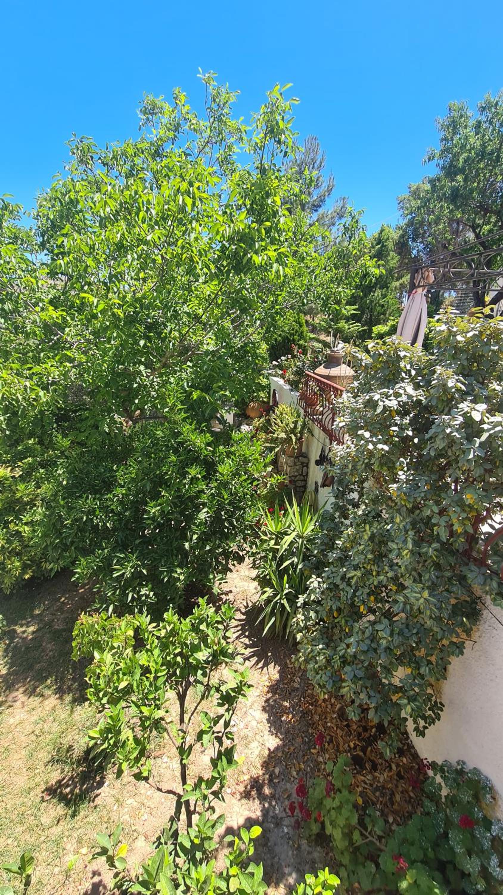 Stratigato Garden Getaway near Chios Town