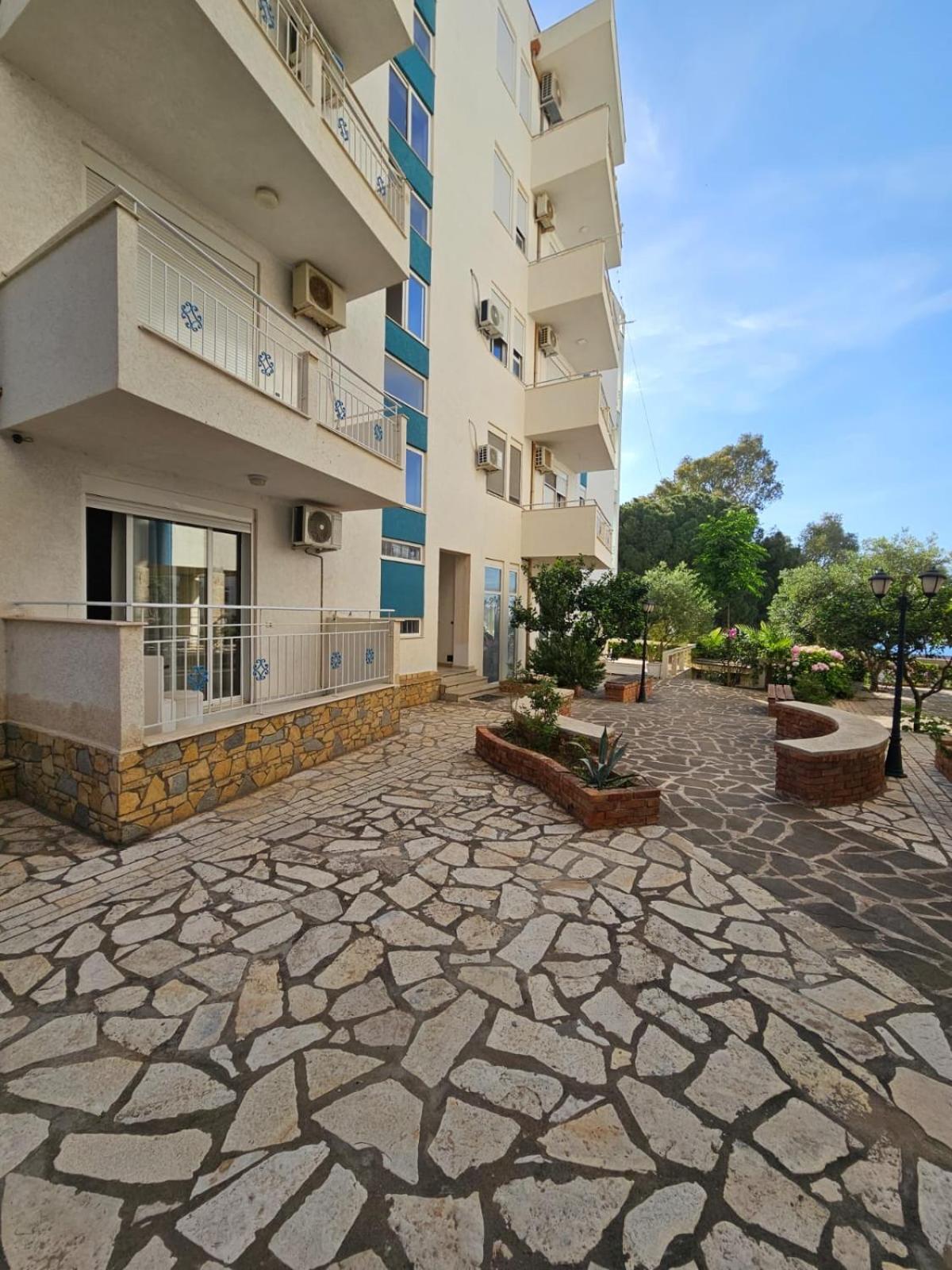 Redsun Apartment