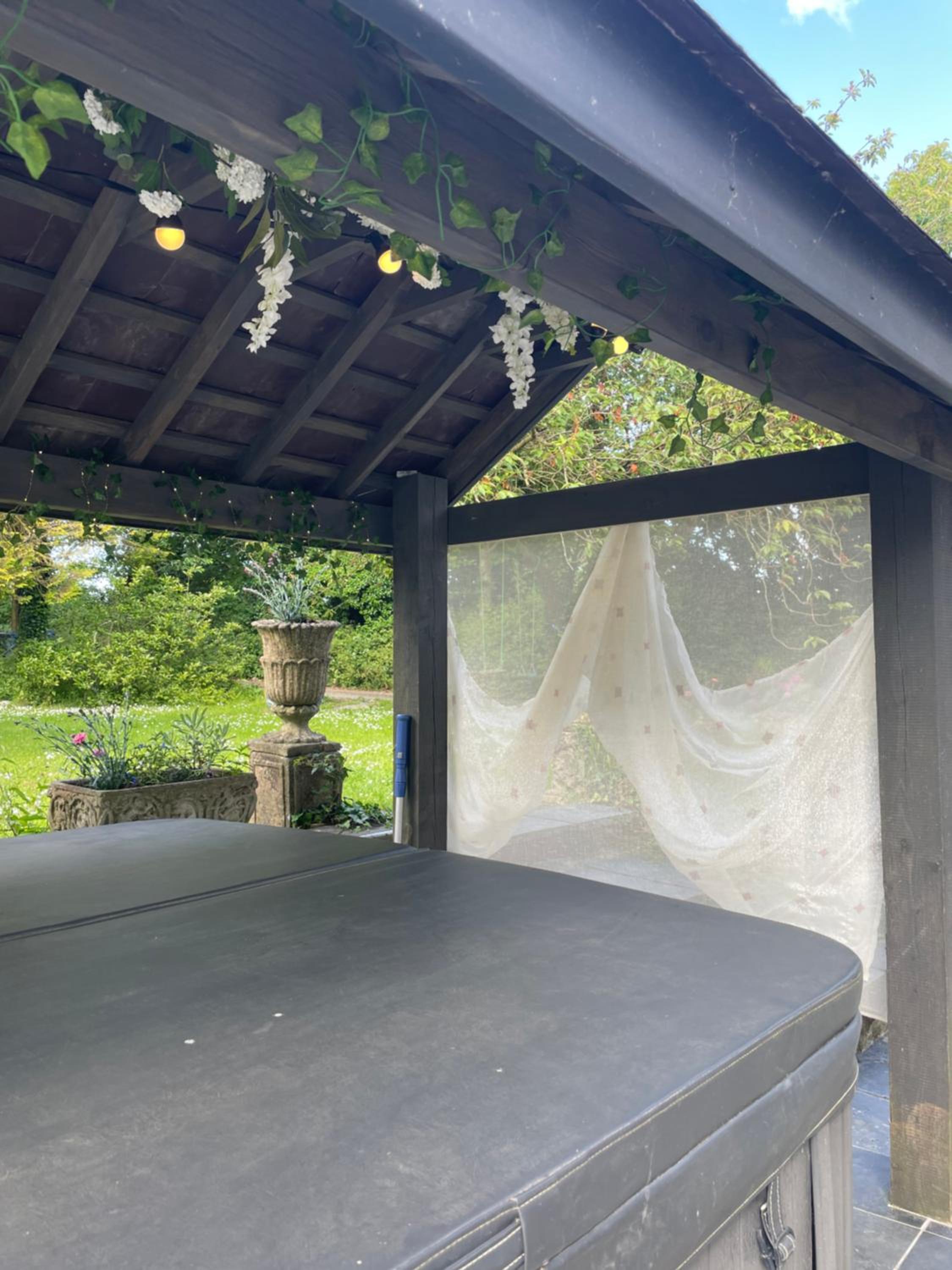 Hotel Garden Retreat Wales