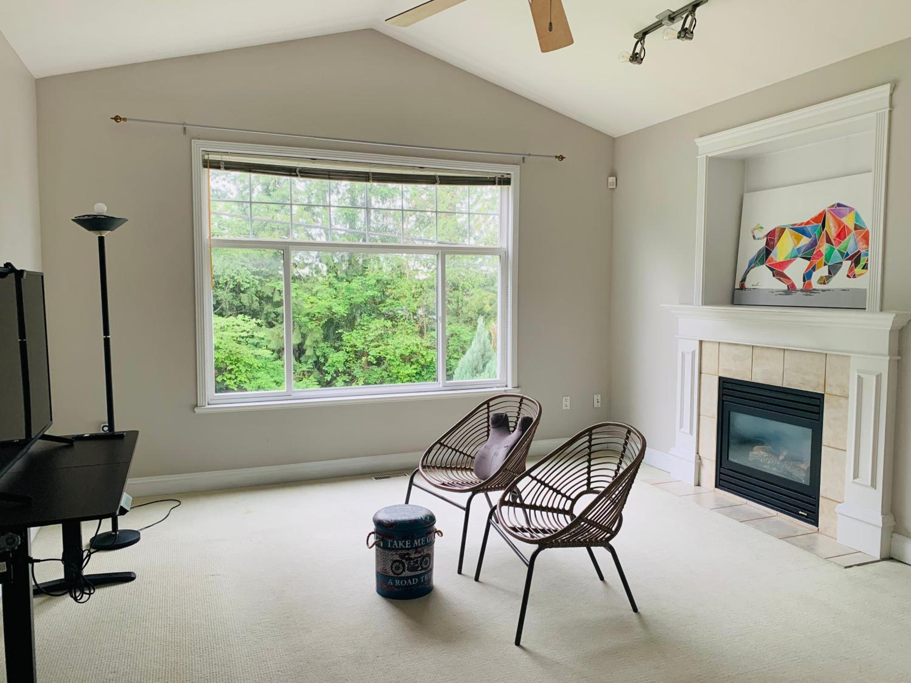 3 Bedrooms 1 Bath in SHARE HOUSE at Coquitlam Central Mall & skytrain