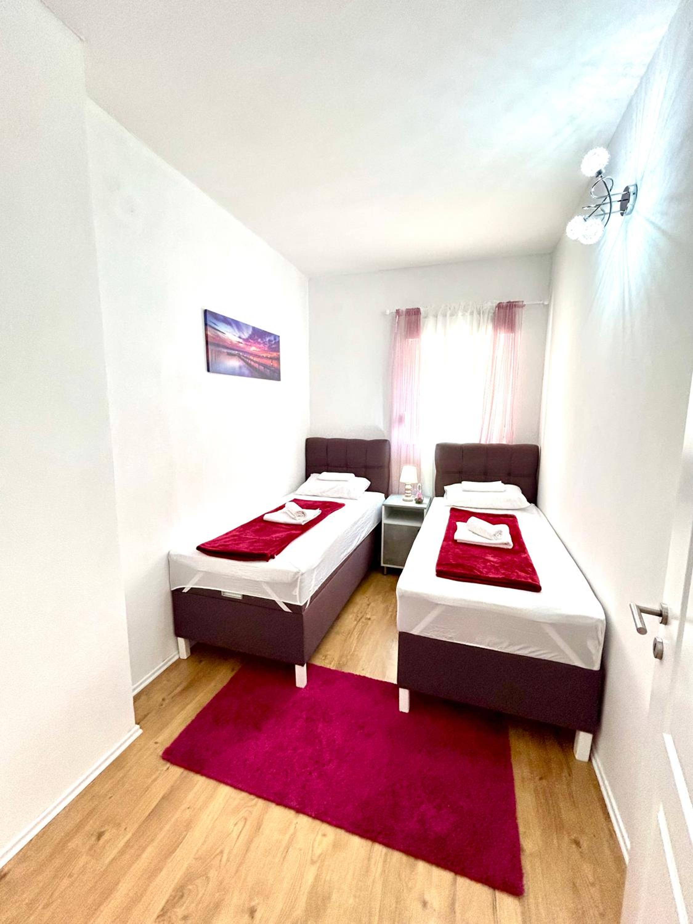 Apartment Tajra