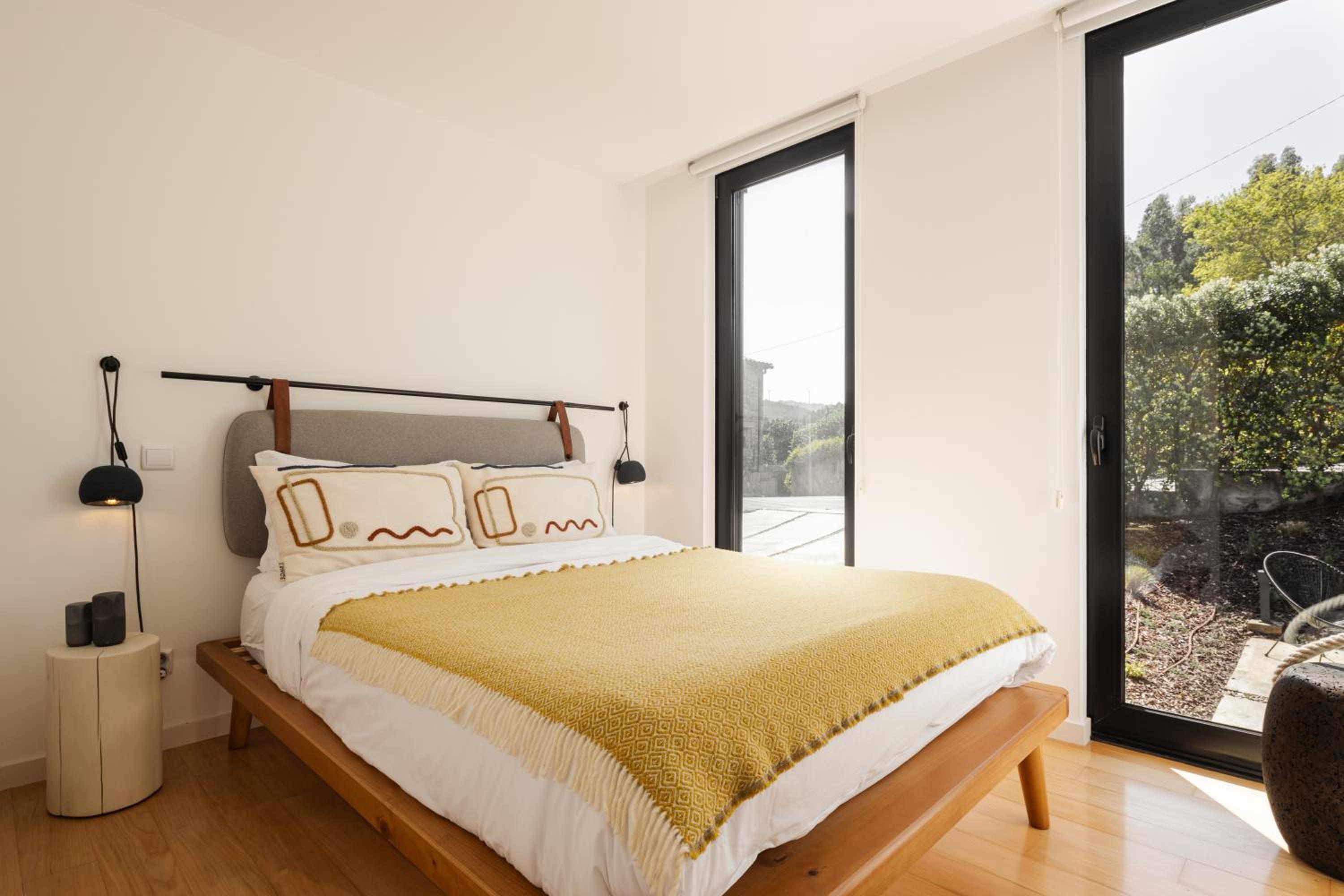 Just Like Home - Casal no Campo view 2