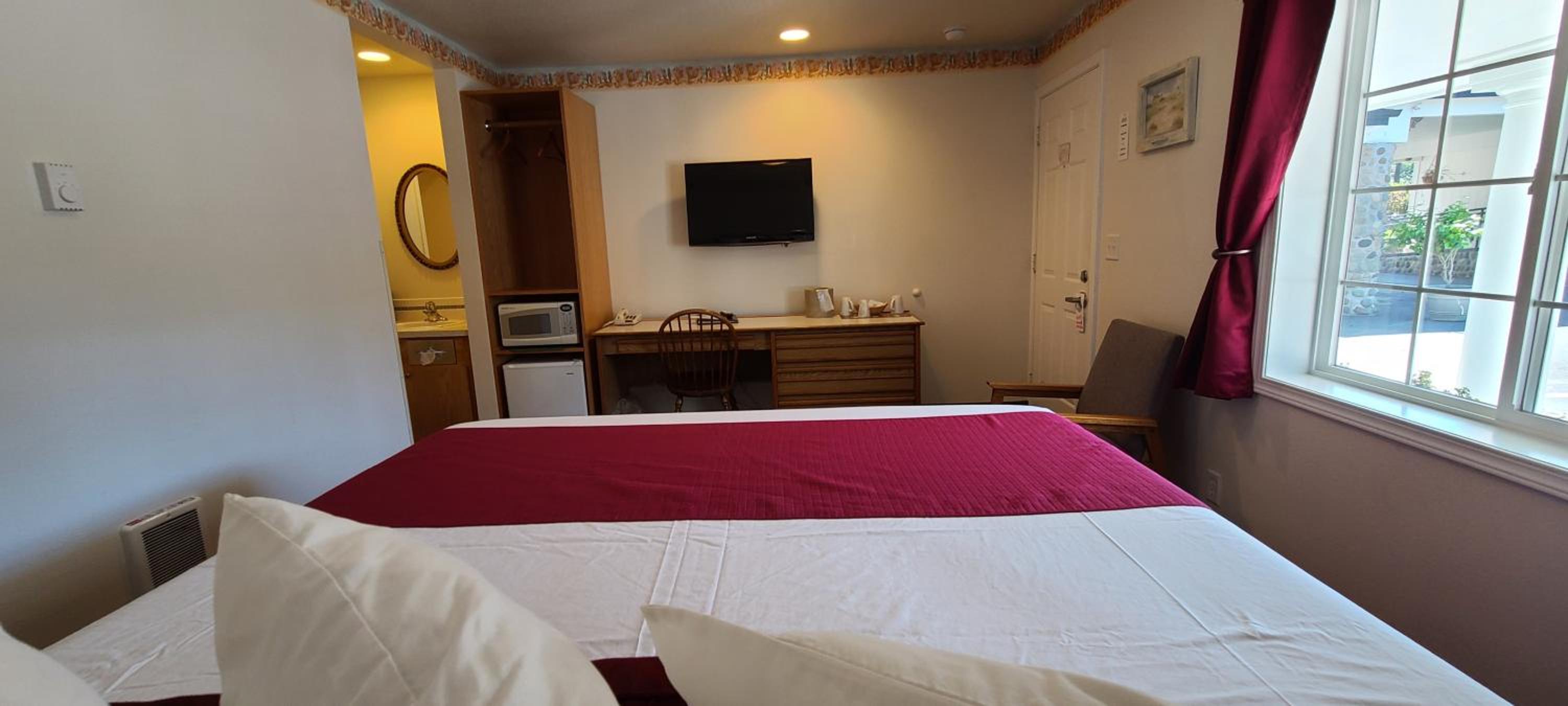 Ocean Breeze Motel