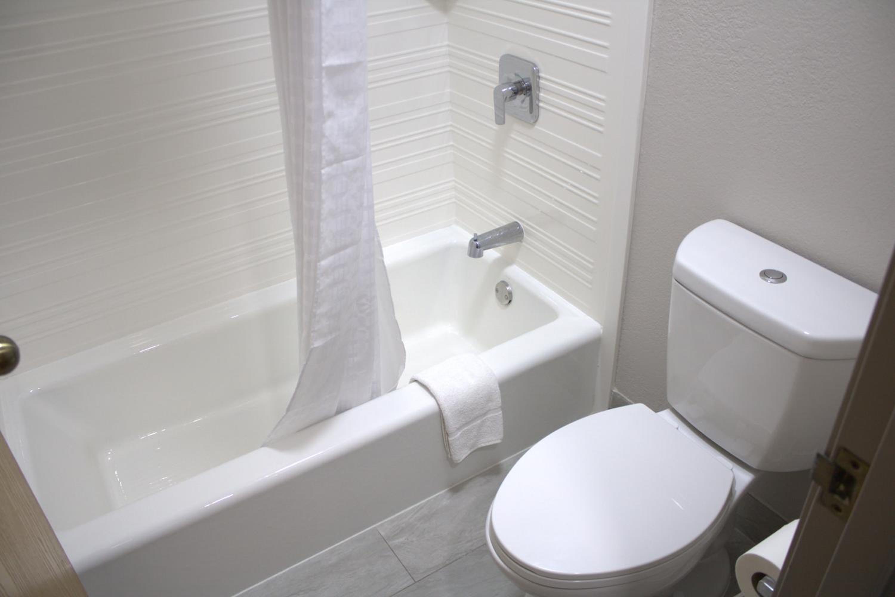 Baymont Inn Suites by Wyndham San Marcos - Property Image 16