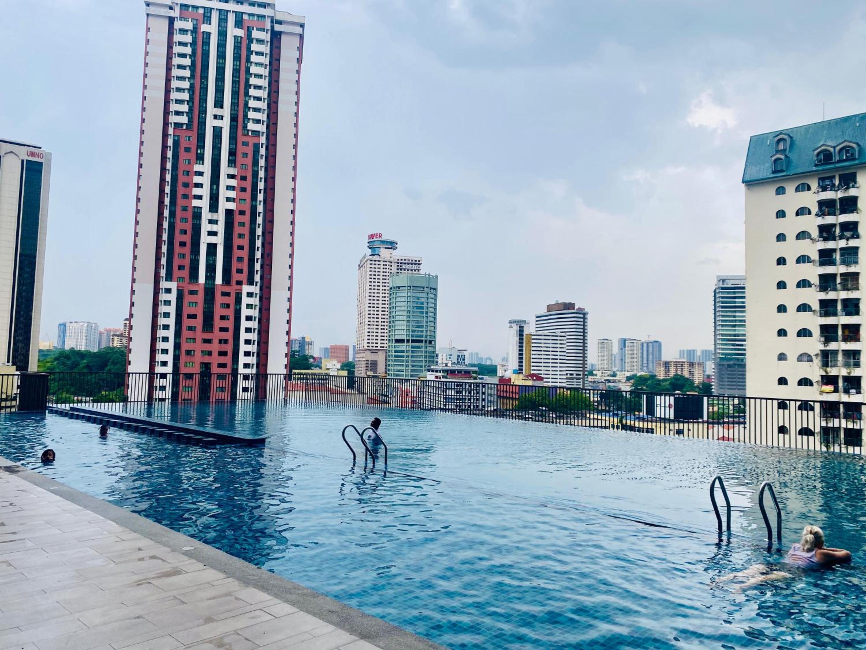 Chambers Luxury Suites By Zaff