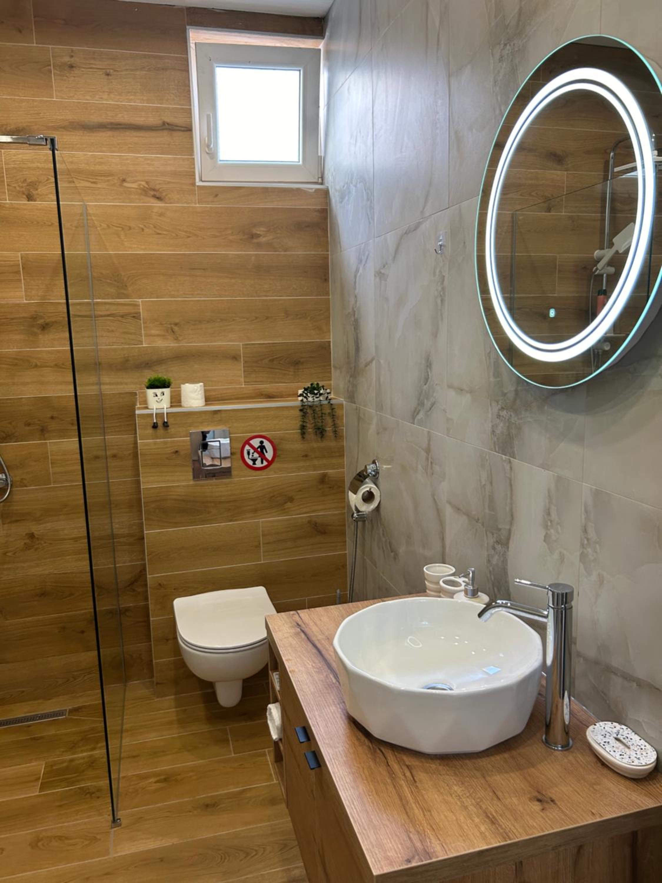 Apartment Tajra