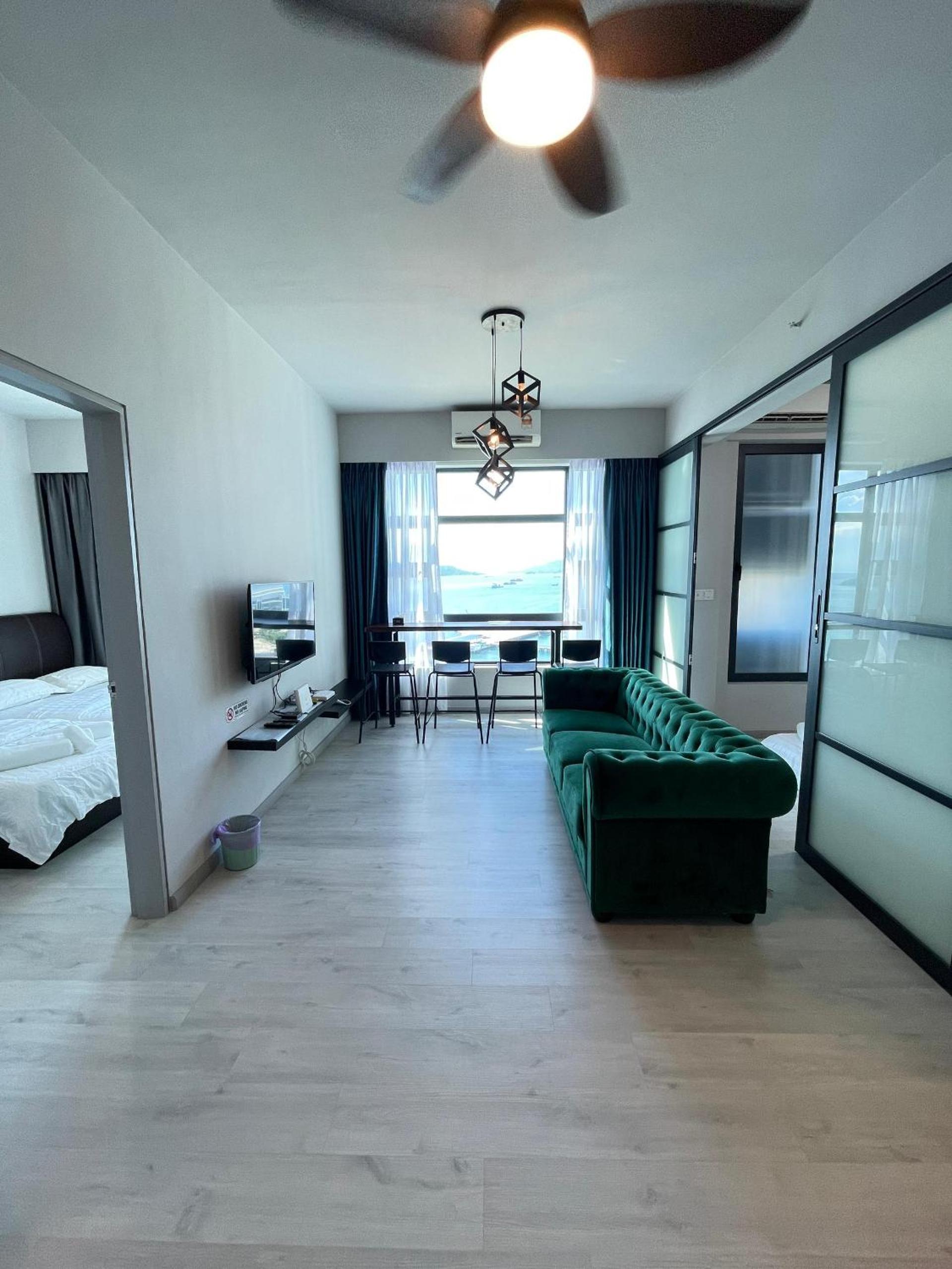 Sea View JQ 2 Bedroom Apt photo 3