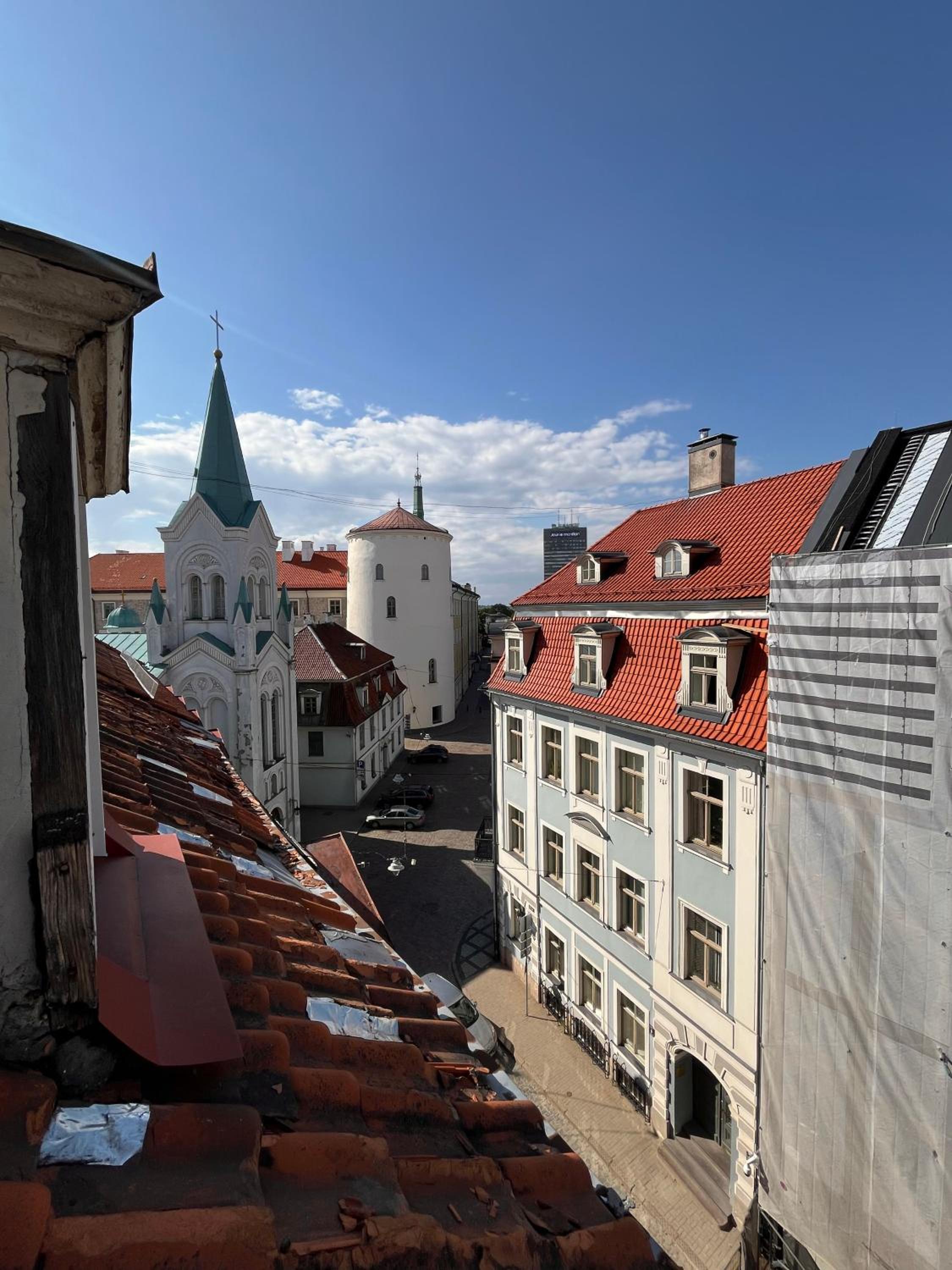 Authentic loft in the heart of old town view 4