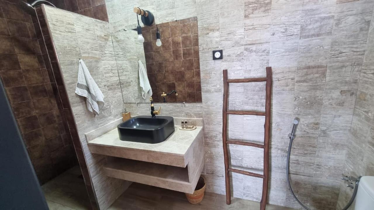 Villa avec piscine Asilah, terrain de foot privative view 5