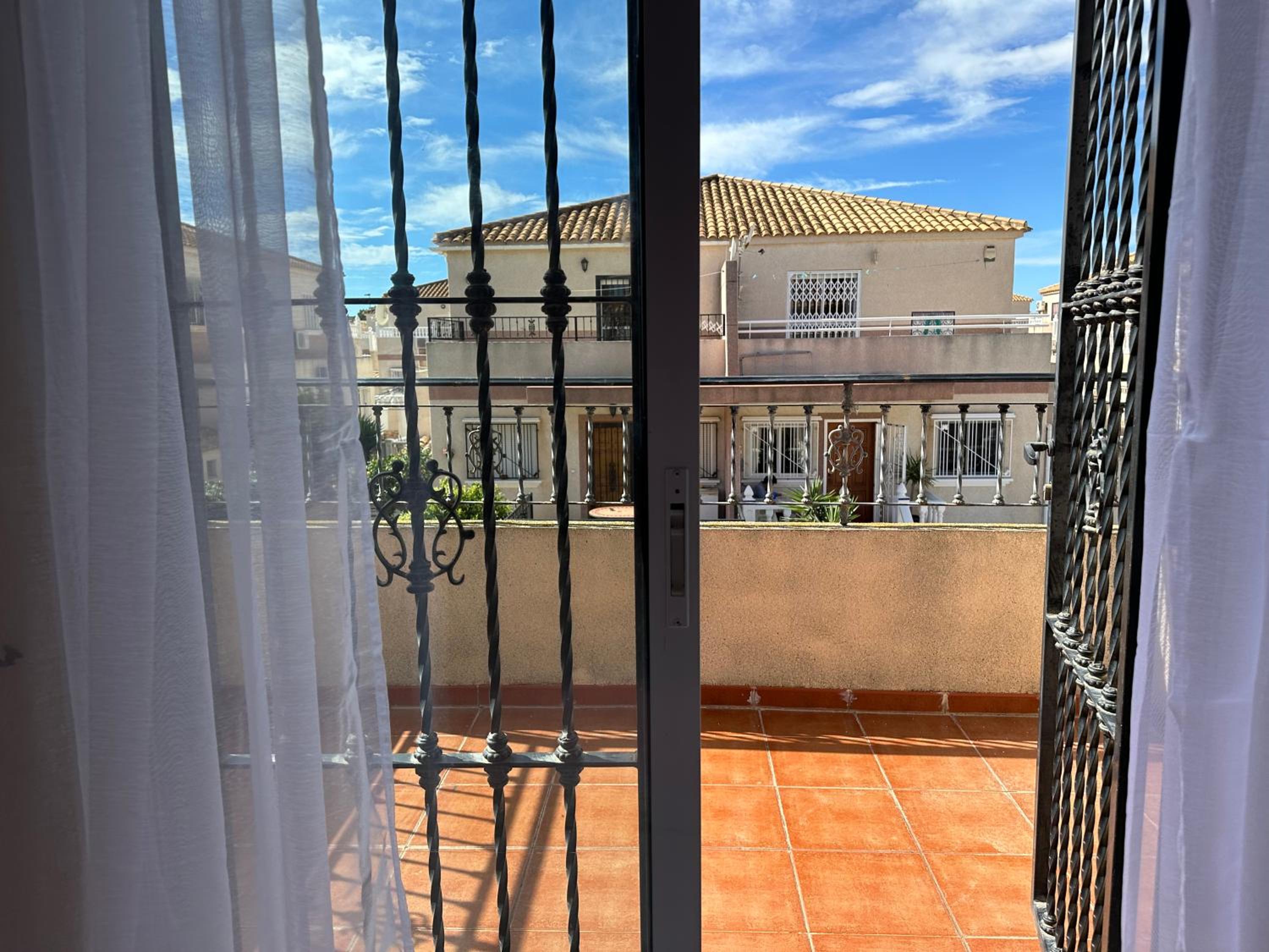 House with rooftop terrace in Cabo Roig