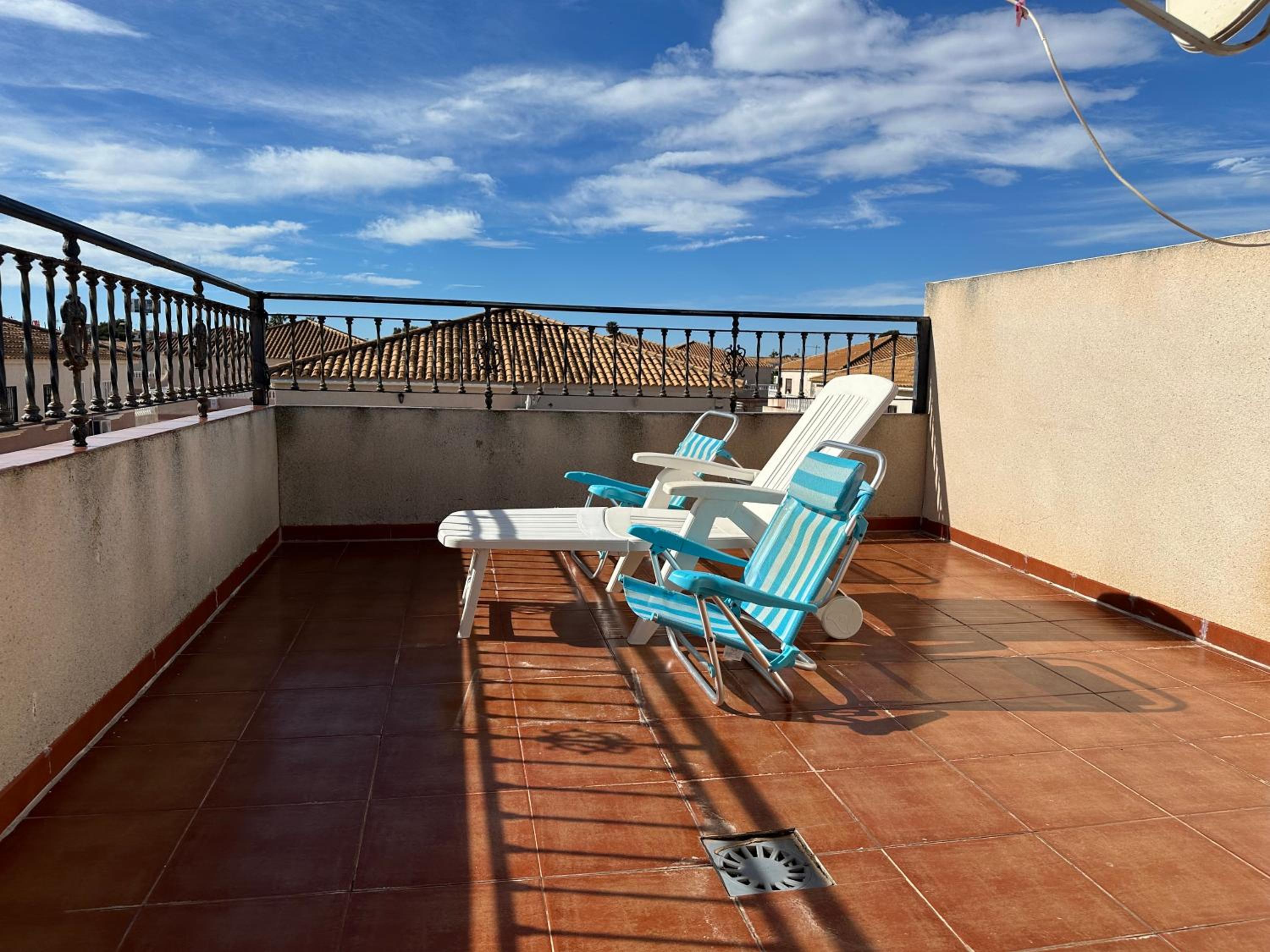 House with rooftop terrace in Cabo Roig