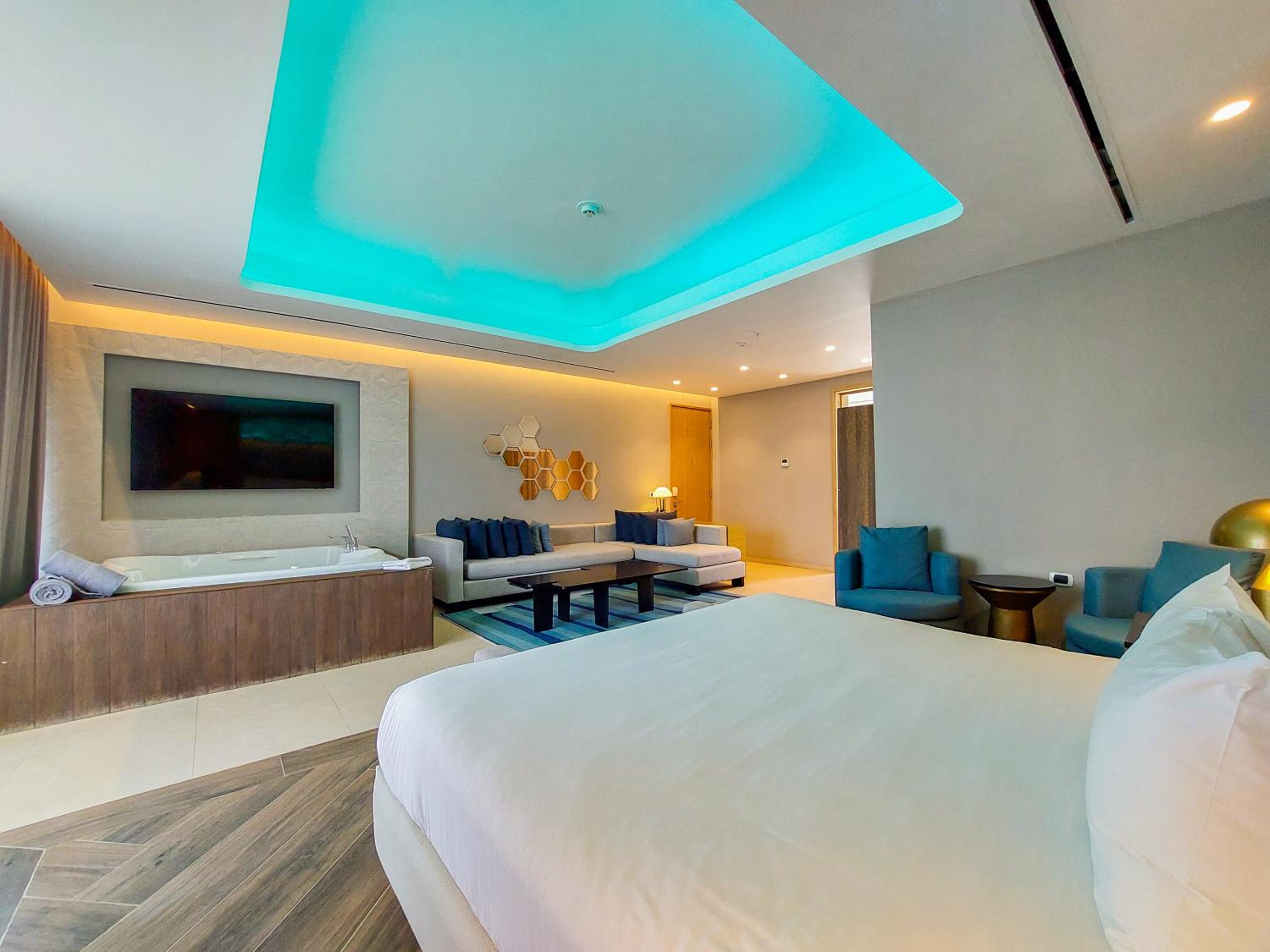 Photo 36