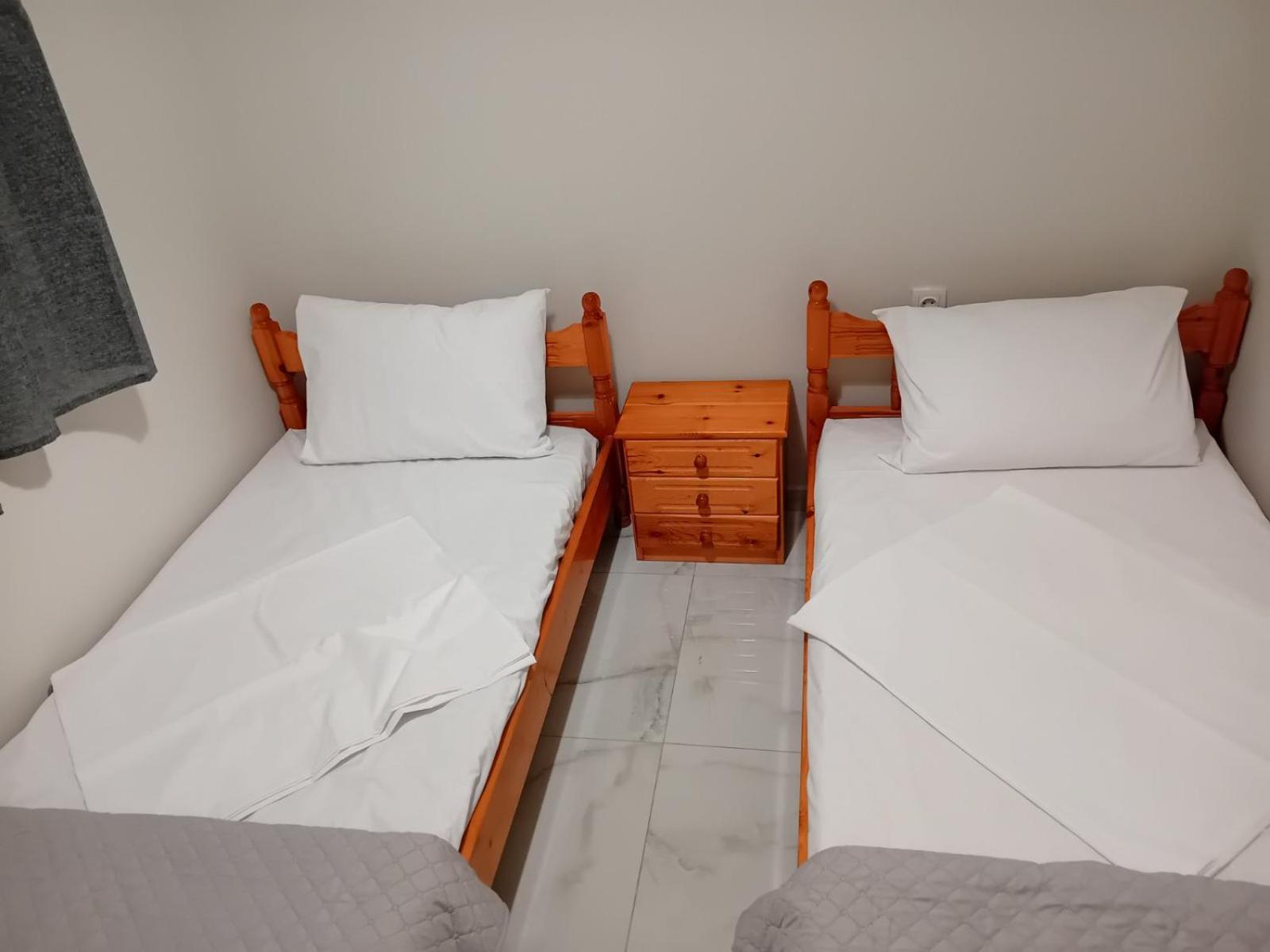 Aris apartment