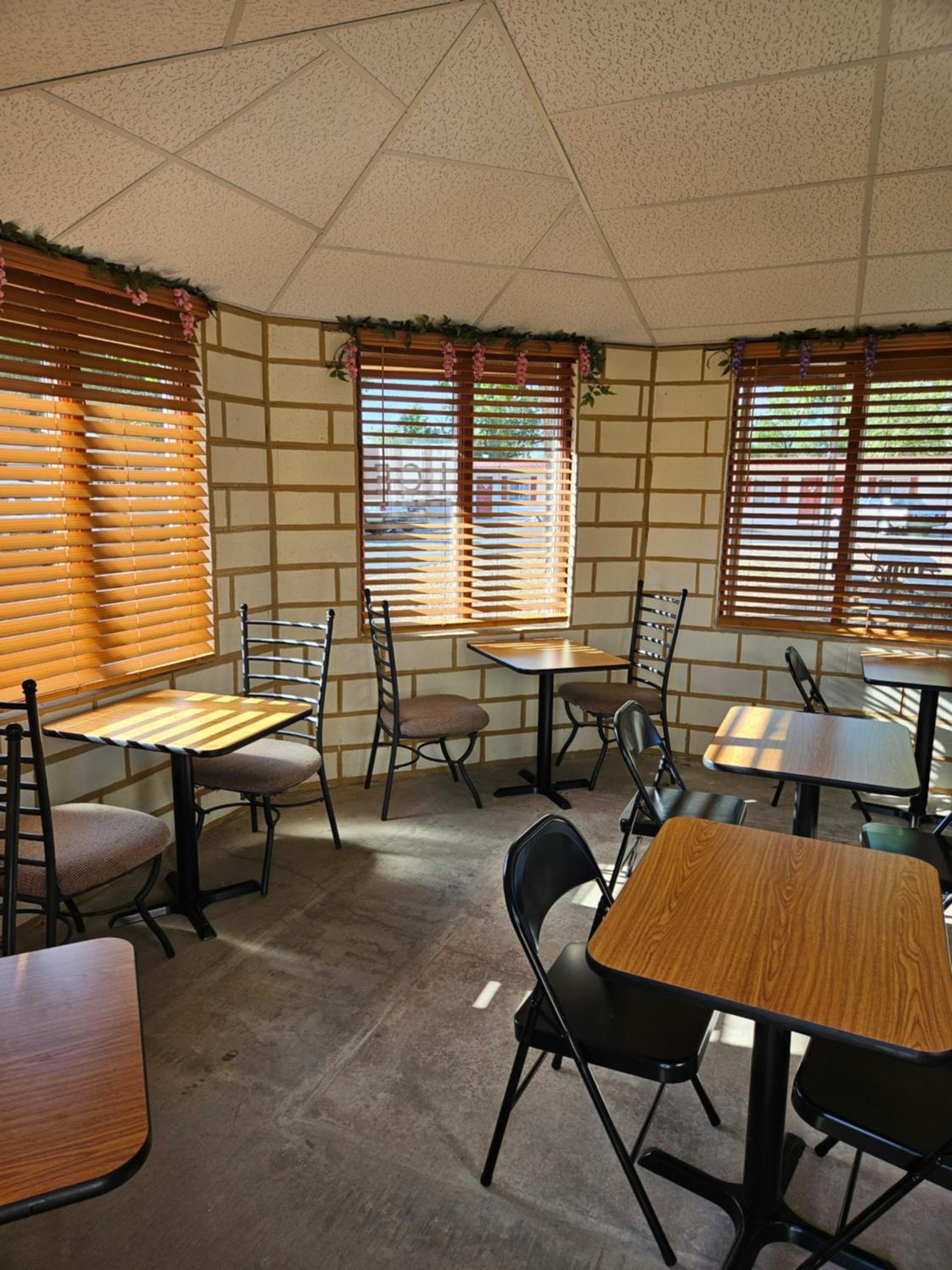 Canon City Vacations - Travel Inn Motel - Property Image 27