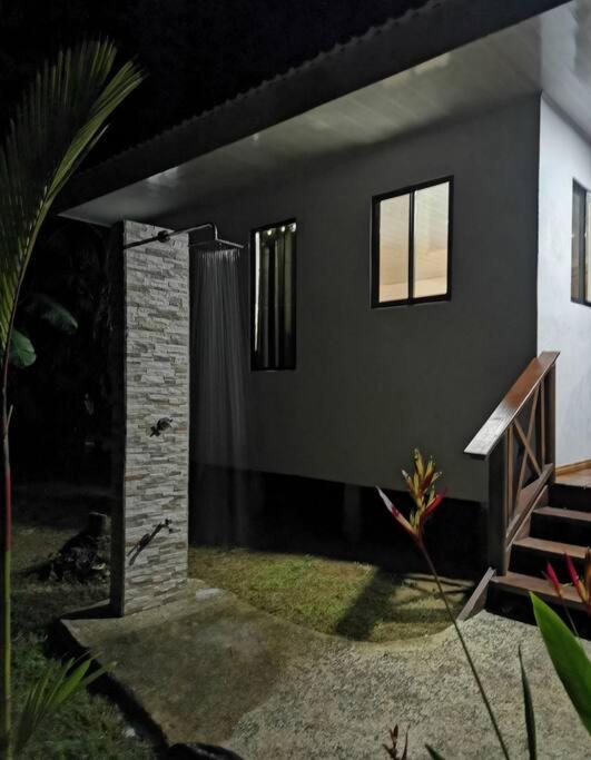 Susan Bungalow#1 Bahía Drake, Corcovado Familia Amaya