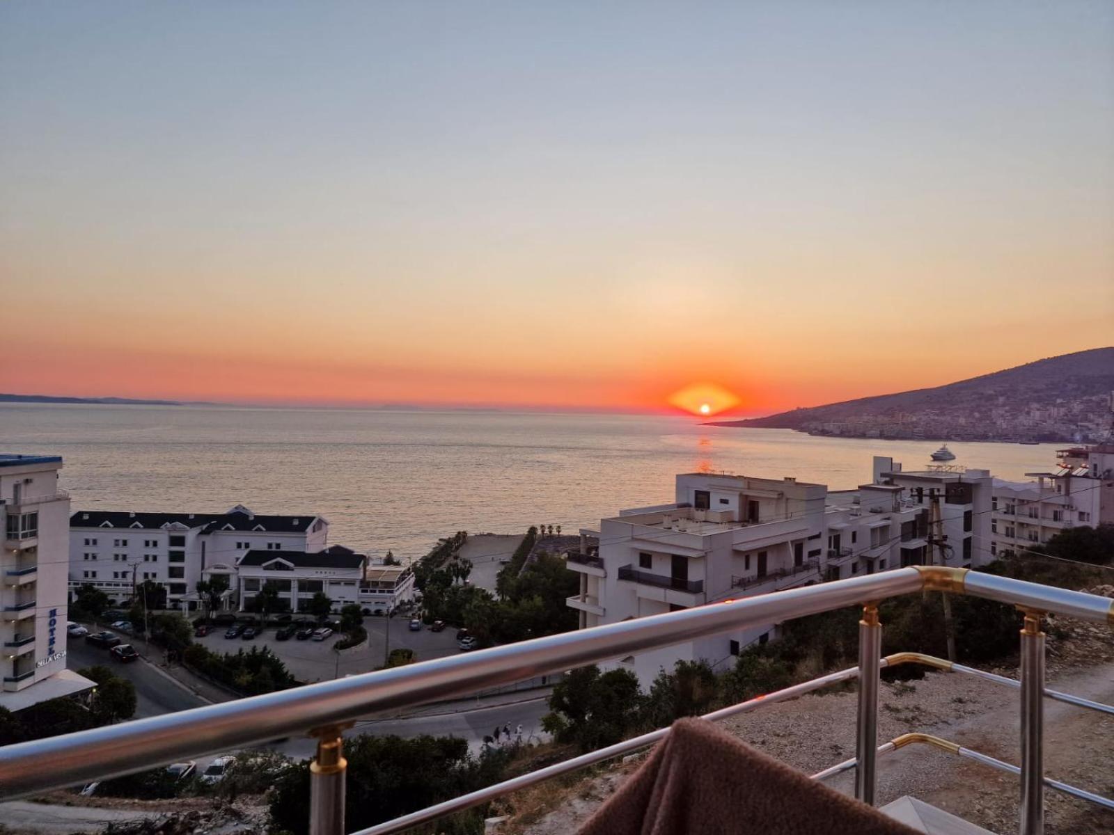 Bluemoon Suites Sarande