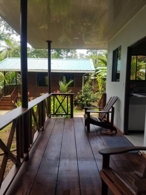 Susan Bungalow#1 Bahía Drake, Corcovado Familia Amaya